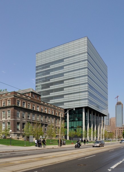 Toronto - ON - Leslie L. Dan Pharmacy Building