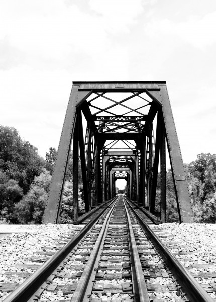 Union Pacific Railroad Truss Swing Bridge over Trinity River, Oakwood, Texas 0903111335BW (6112969510)