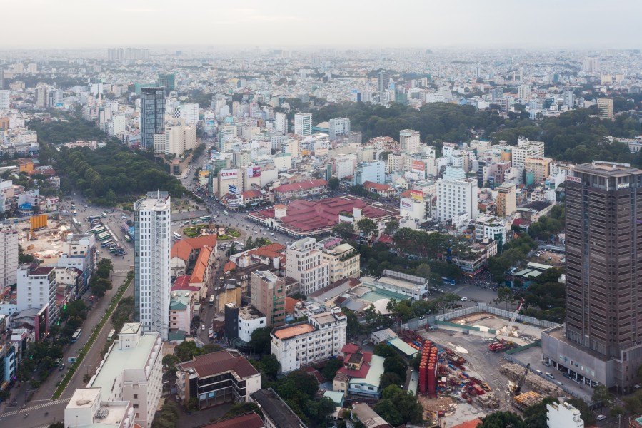 Vista de Ciudad Ho Chi Minh desde Bitexco Financial Tower, Vietnam, 2013-08-14, DD 05
