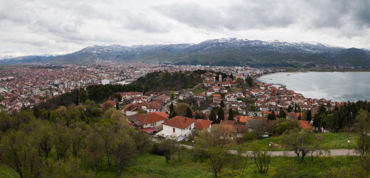Vista de Ohrid, Macedonia, 2014-04-17, DD 52