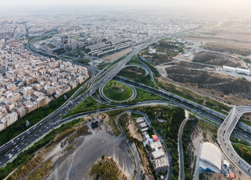 Vista de Teherán desde la Torre Milad, Irán, 2016-09-17, DD 77