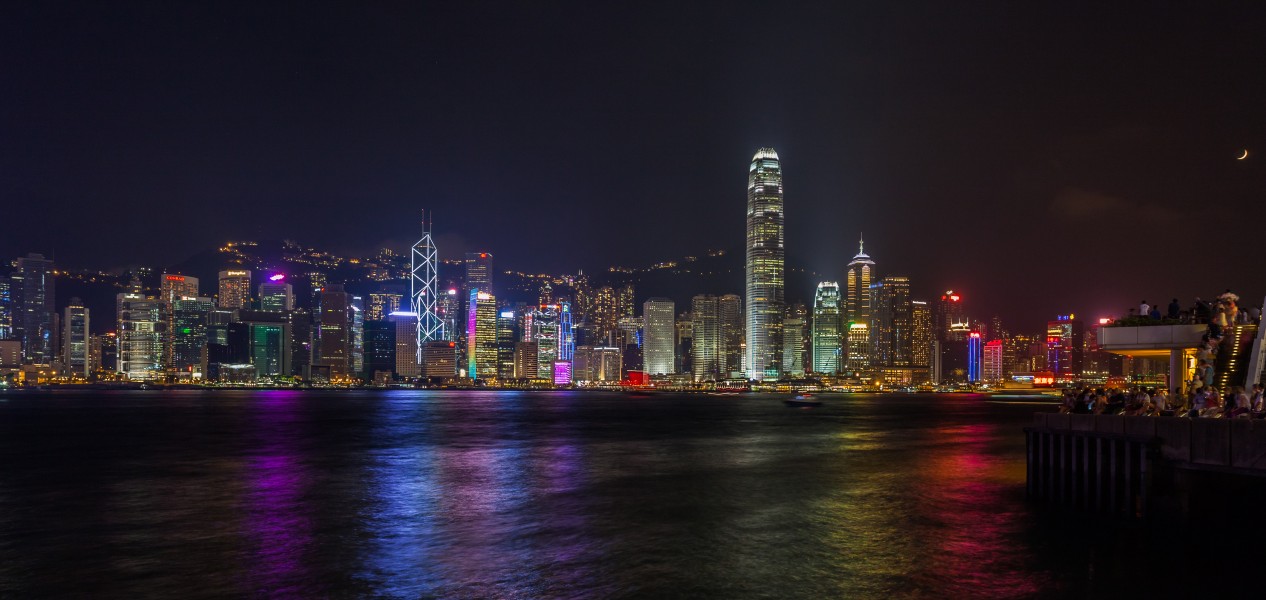 Vista del Puerto de Victoria desde Kowloon, Hong Kong, 2013-08-11, DD 10