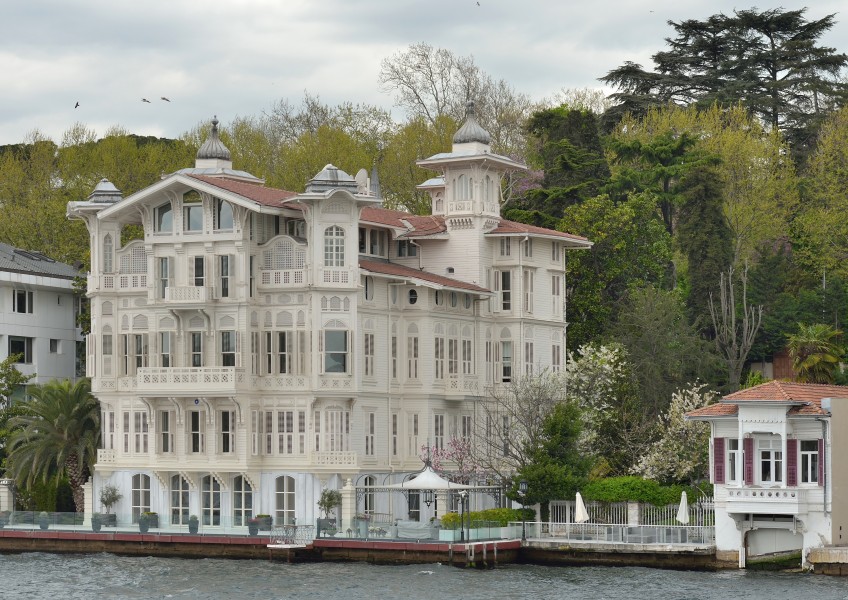 Wooden building on the Bosphorus
