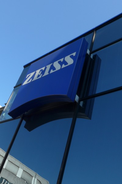 Zeiss entrance logo