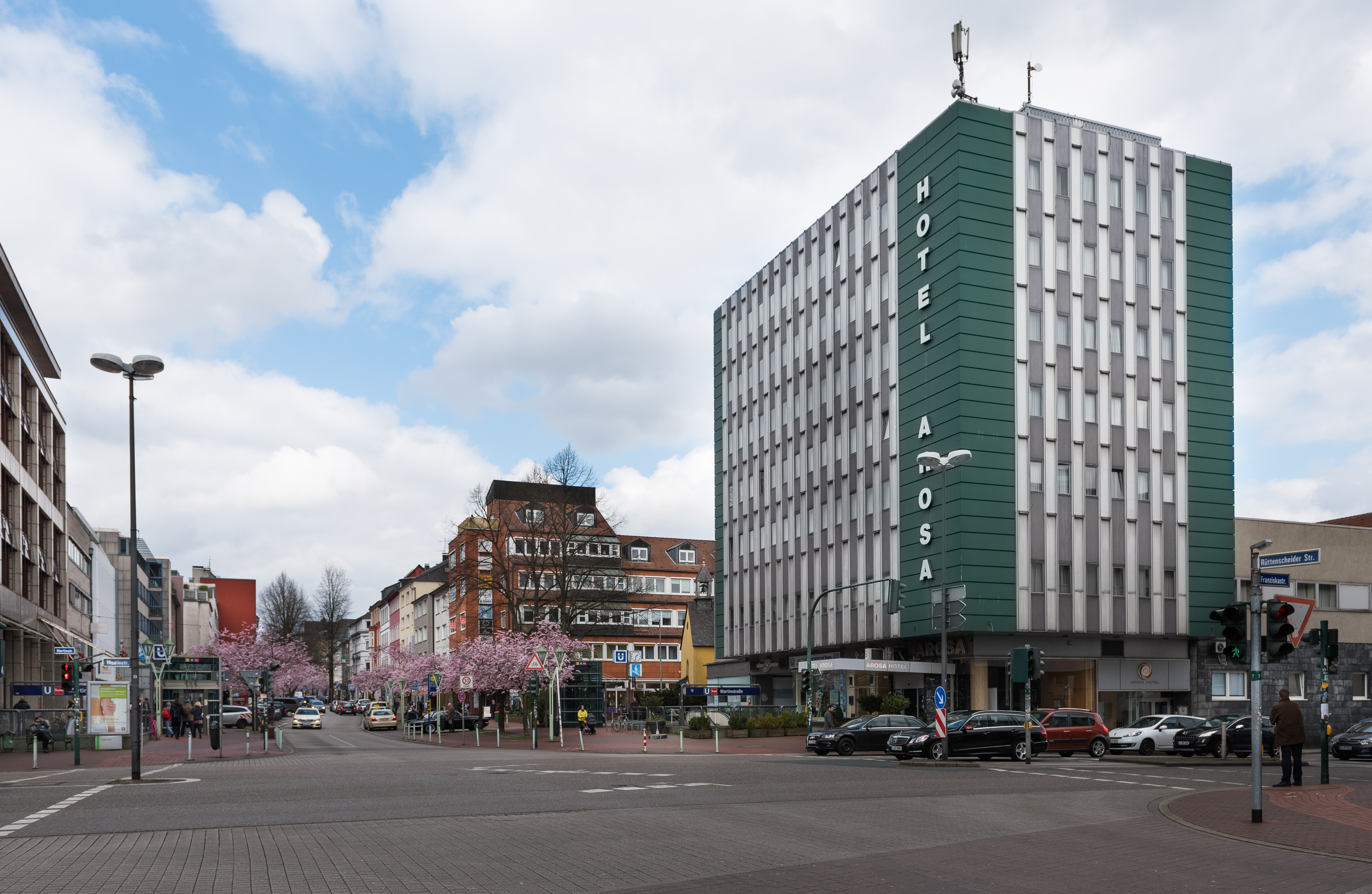 Rüttenscheider-Straße-Franziskastraße-Hotel-Arosa-Frühjahr-2016