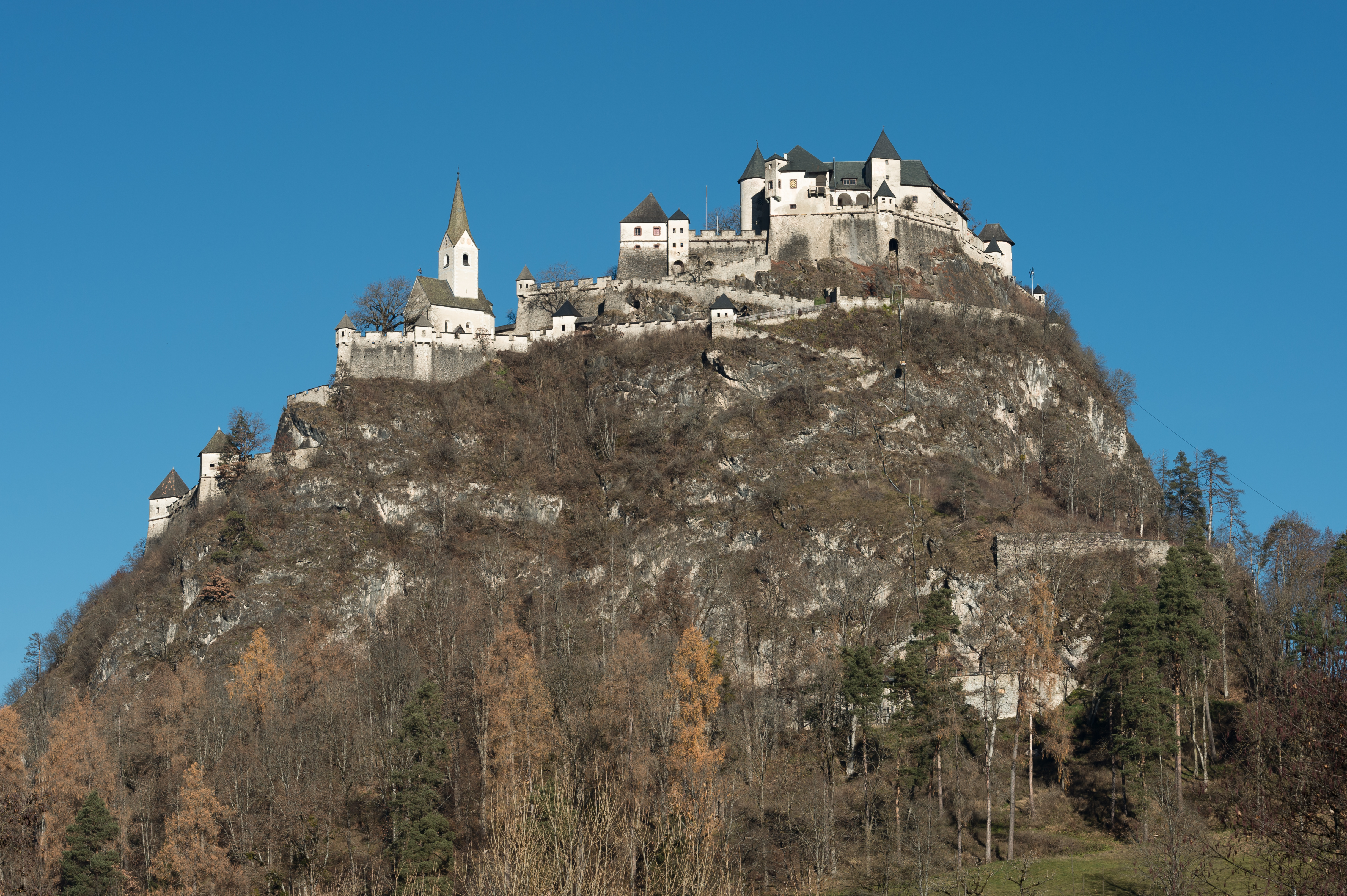 Sankt Georgen am Laengsee Burg Hochosterwitz 02122015 2403