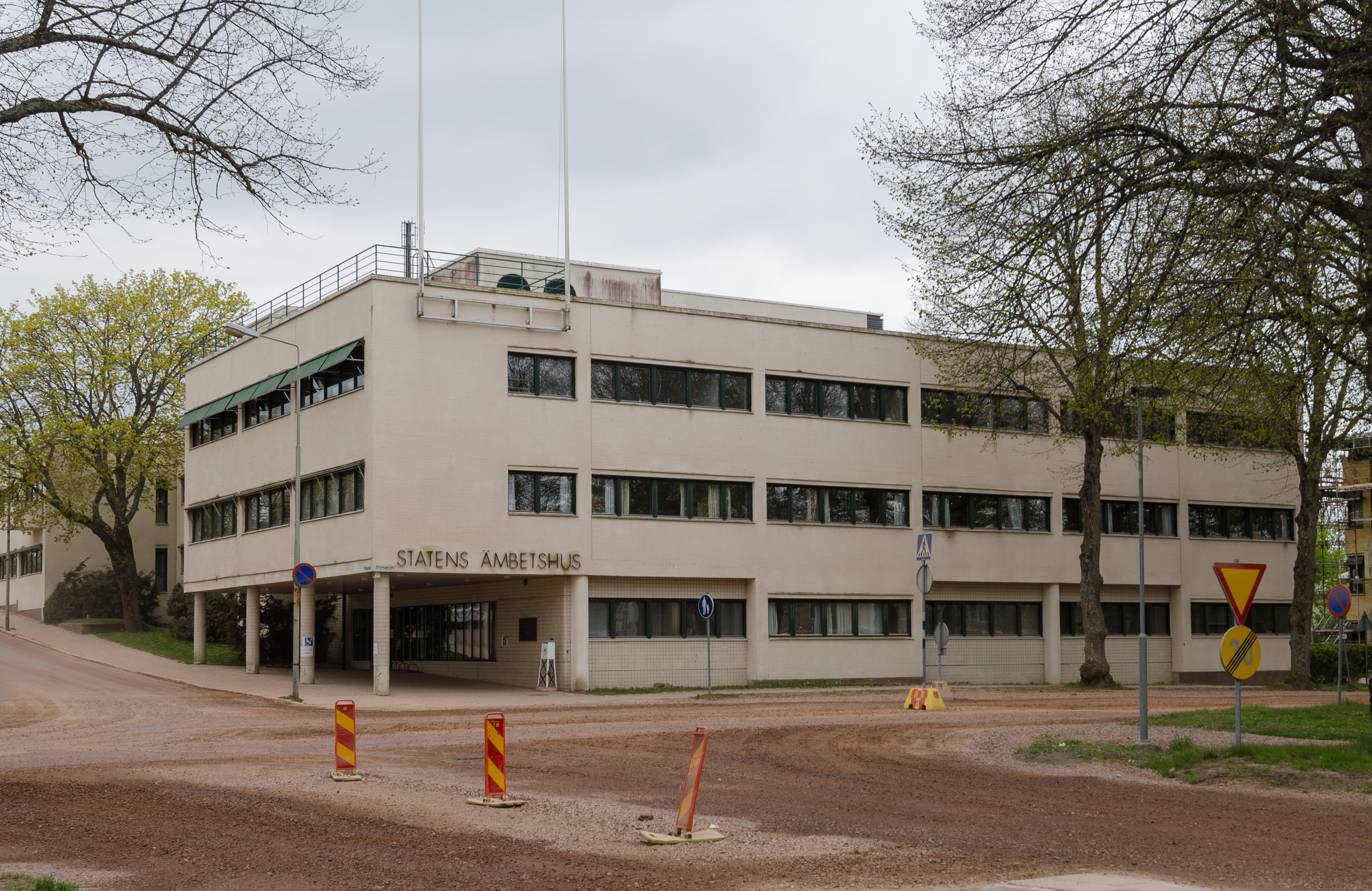 Statens ämbetshus Mariehamn May 2016 02