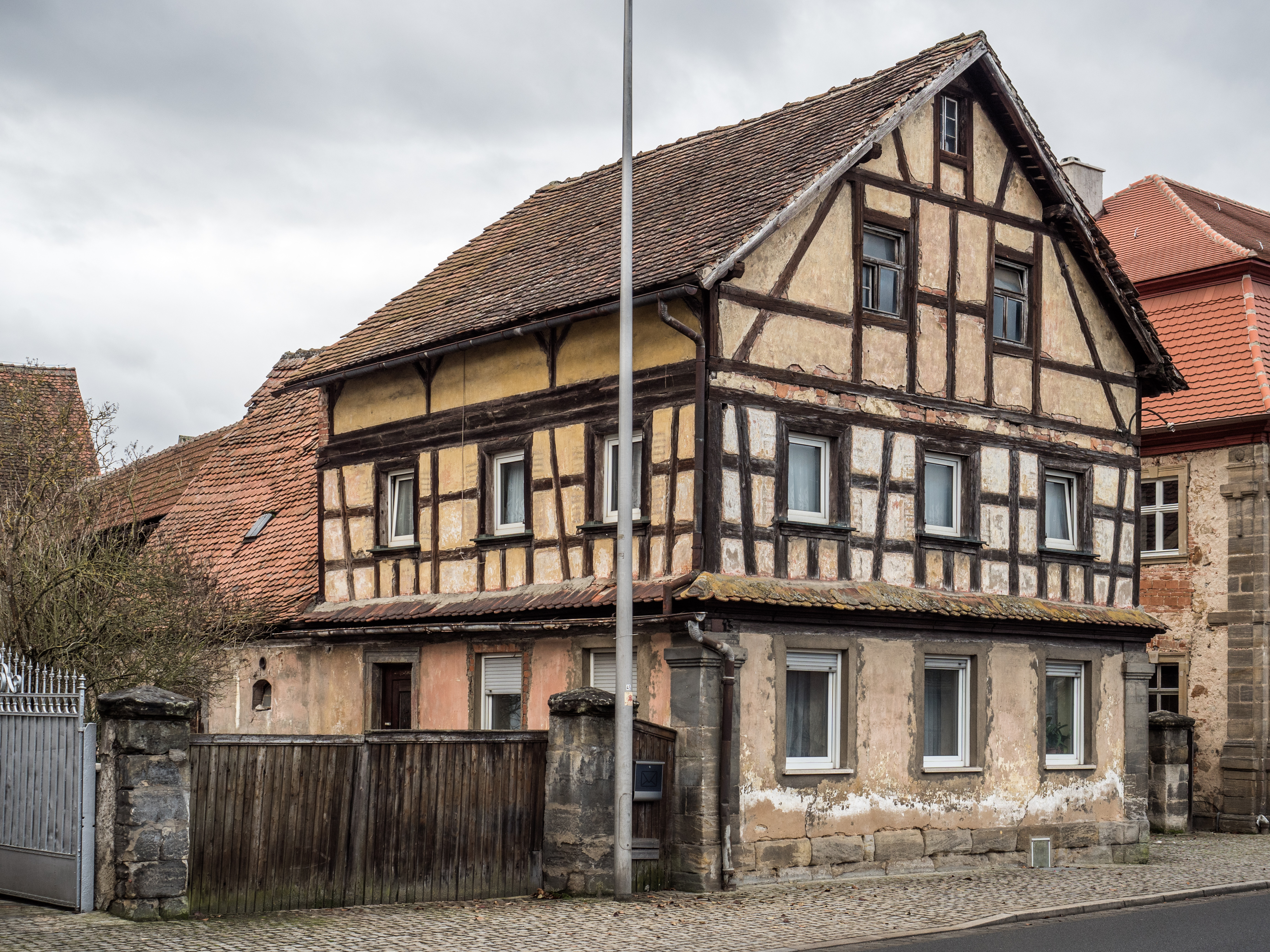 Strullendorf-farm-house-PC110016