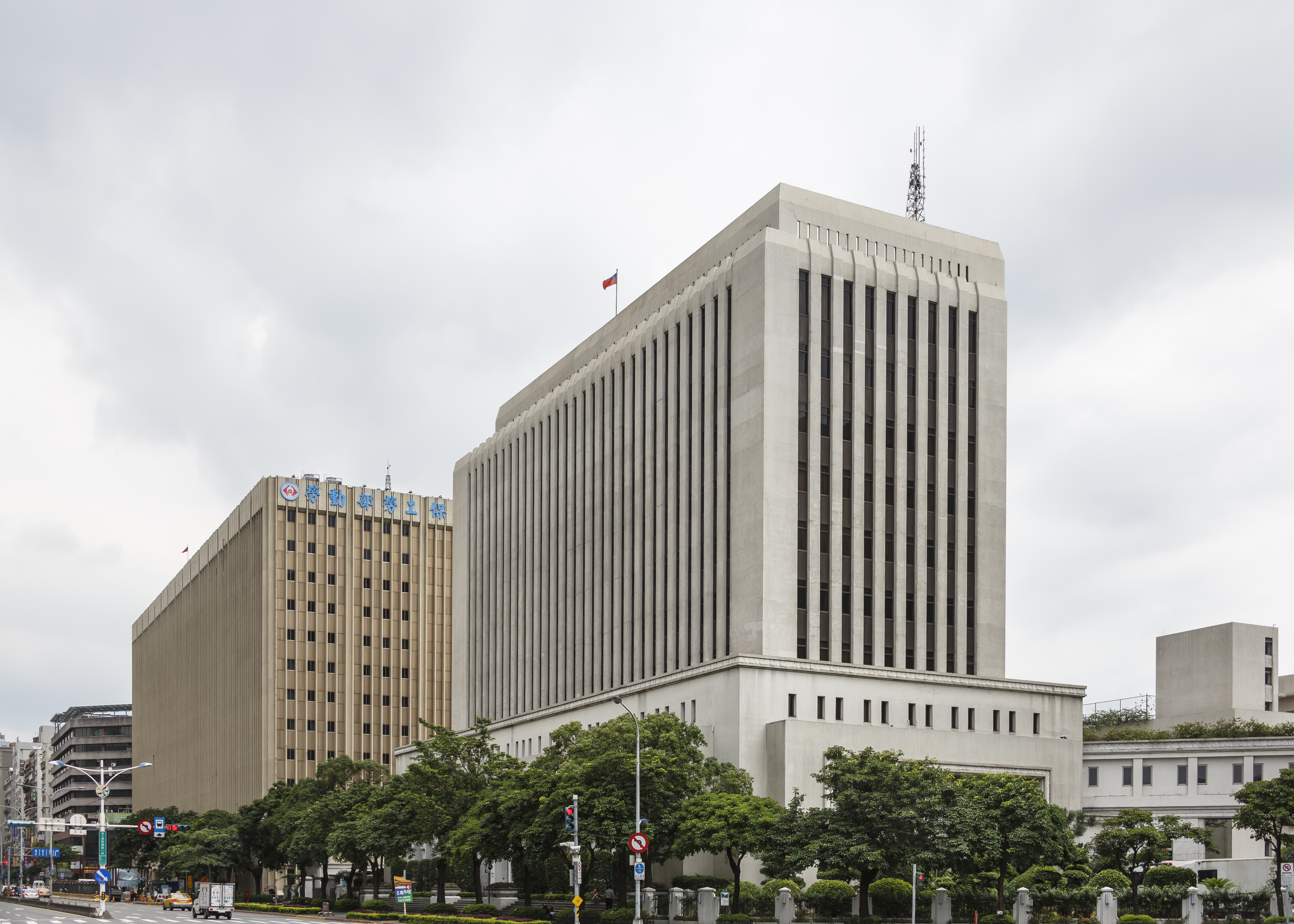 Taipei Taiwan Central-Bank-of-the-Republic-of-China-01