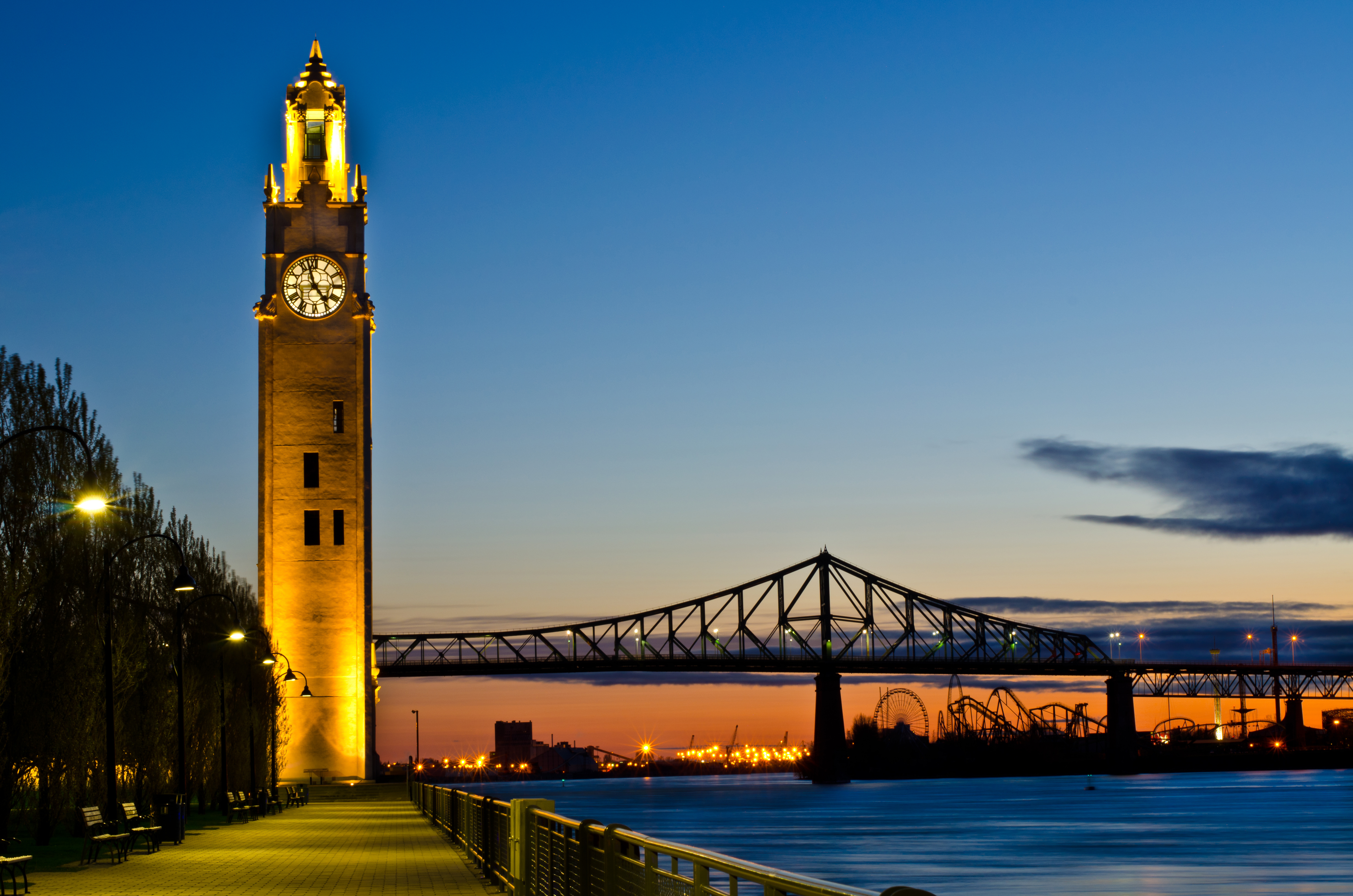 The Montréal Clock Tower at sunrise
