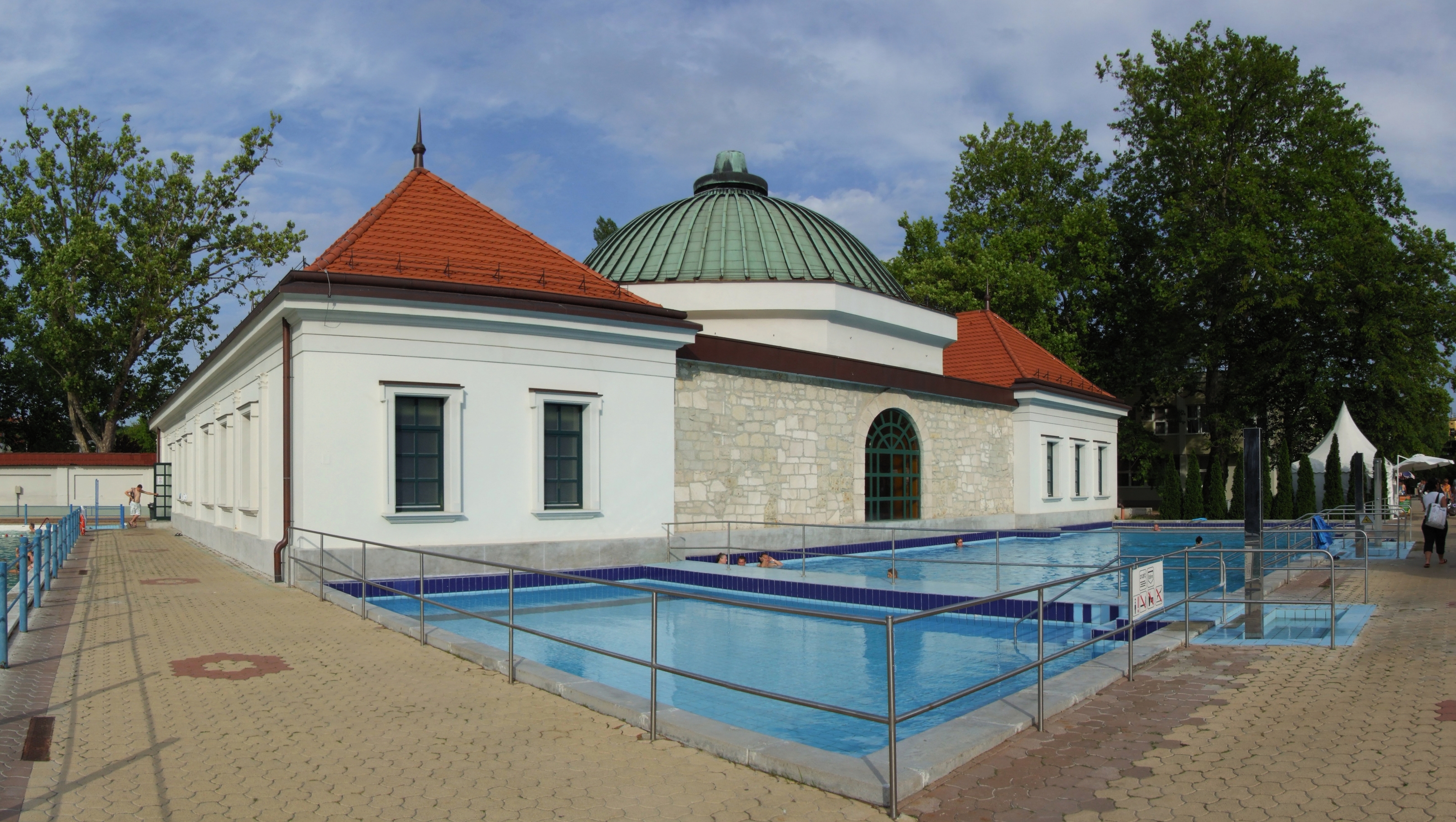 Thermal Bath in Eger