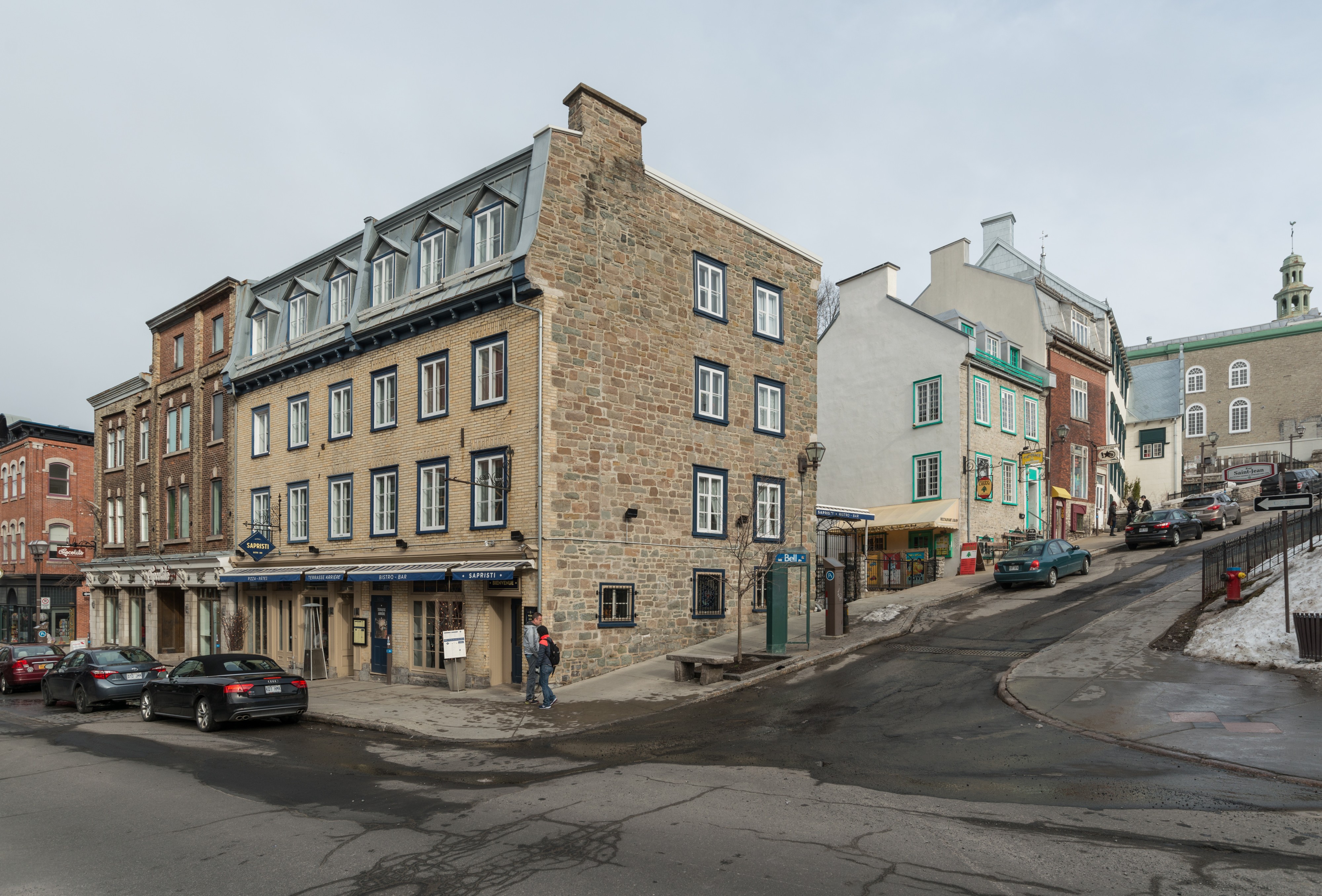 Corner of Rue Saint-Jean and Rue d'Auteuil, Québec 20170412 1