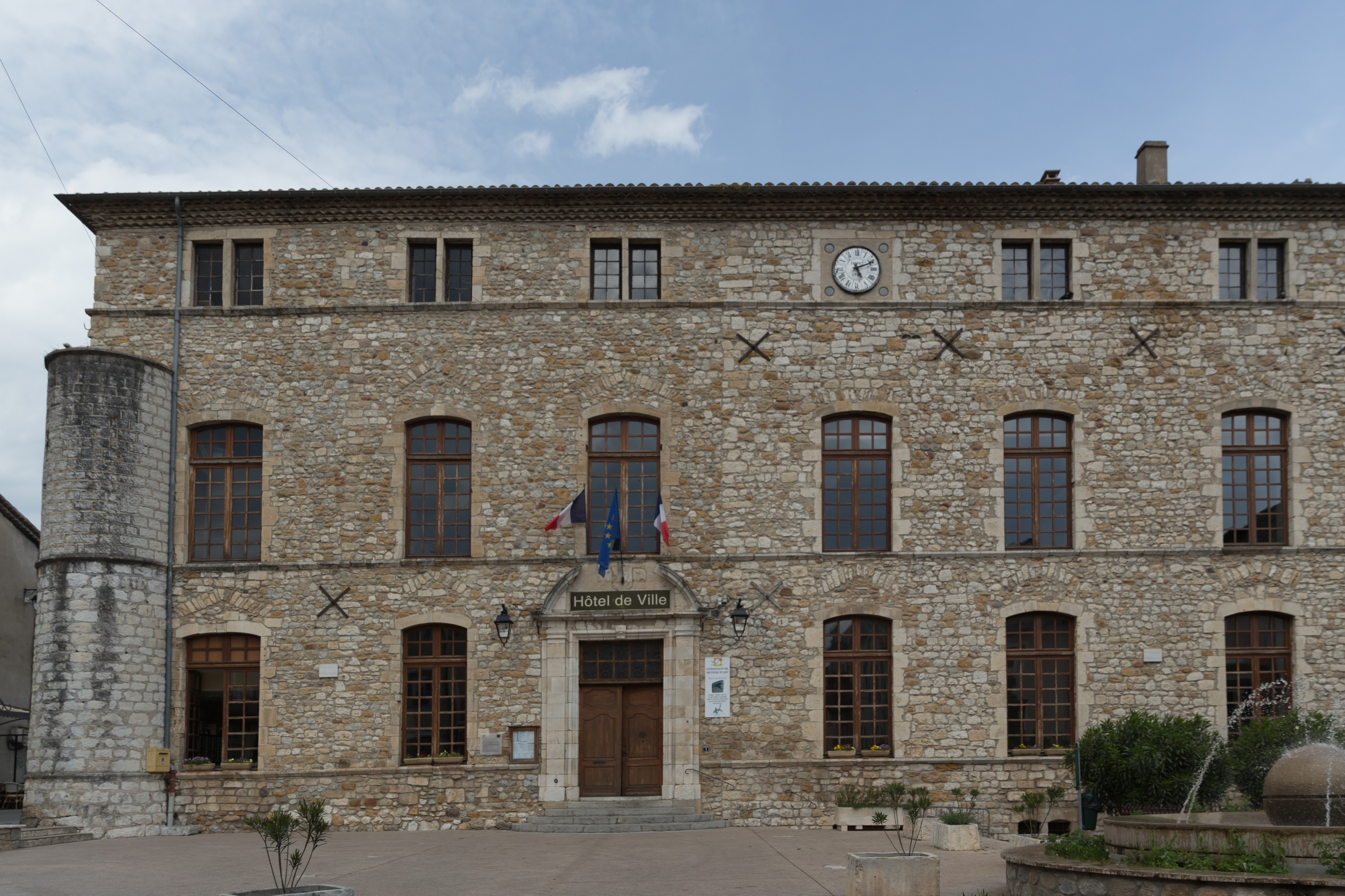 Hôtel de ville de Vallon-Pont-d'Arc - 52