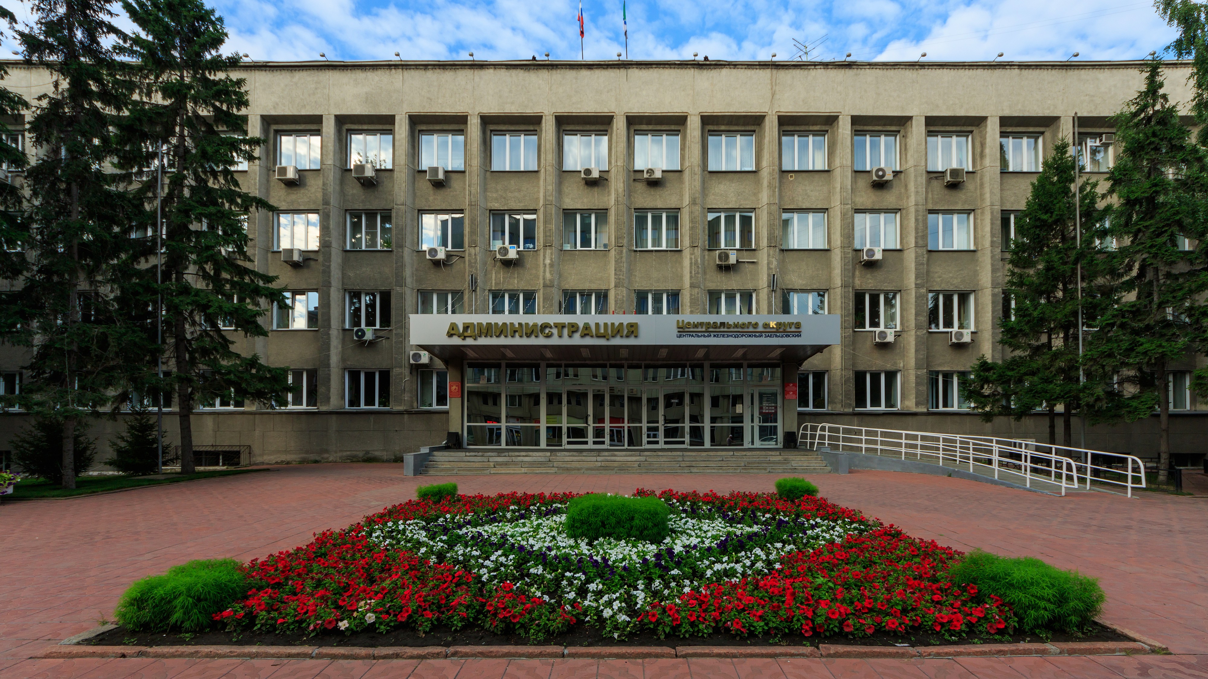 Novosibirsk LeninaSt Central Okrug building 07-2016