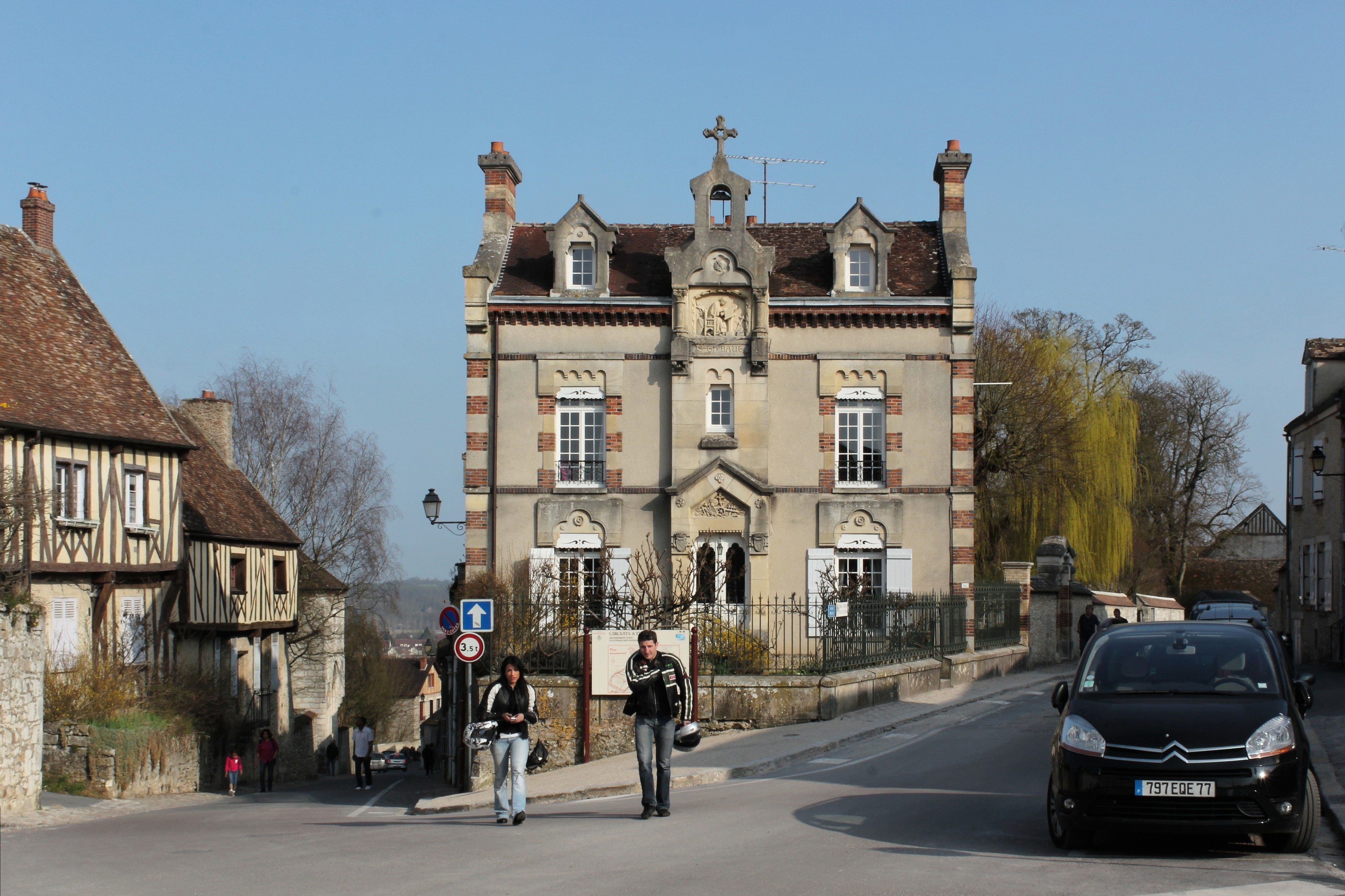 Provins - maison Saint-Thibault
