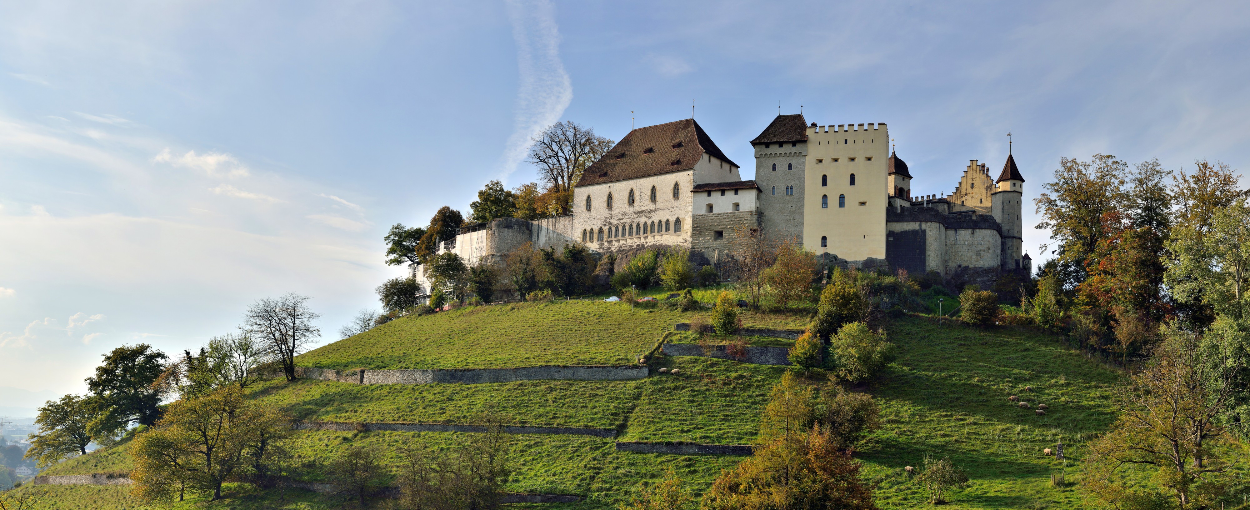 Schloss Lenzburg - Gesamtansicht1
