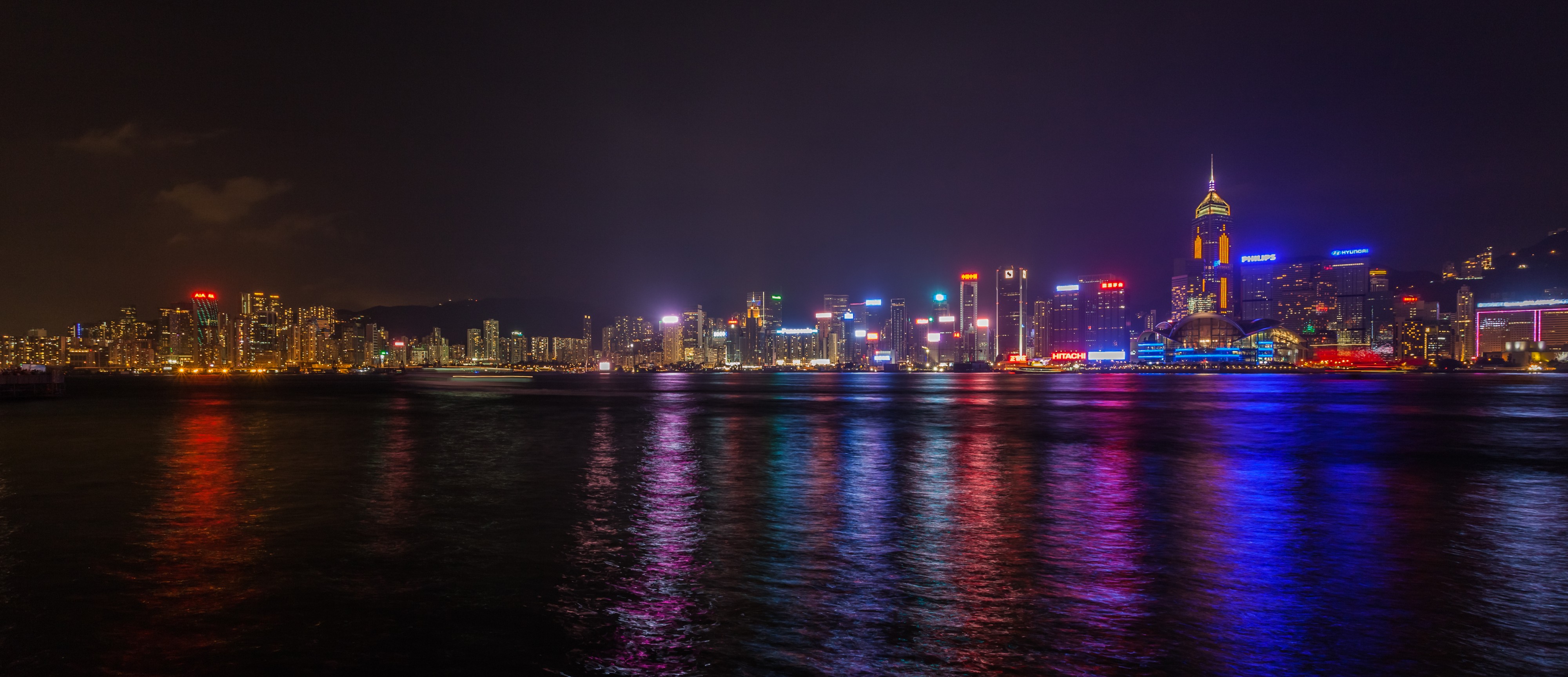 Vista del Puerto de Victoria desde Kowloon, Hong Kong, 2013-08-11, DD 11