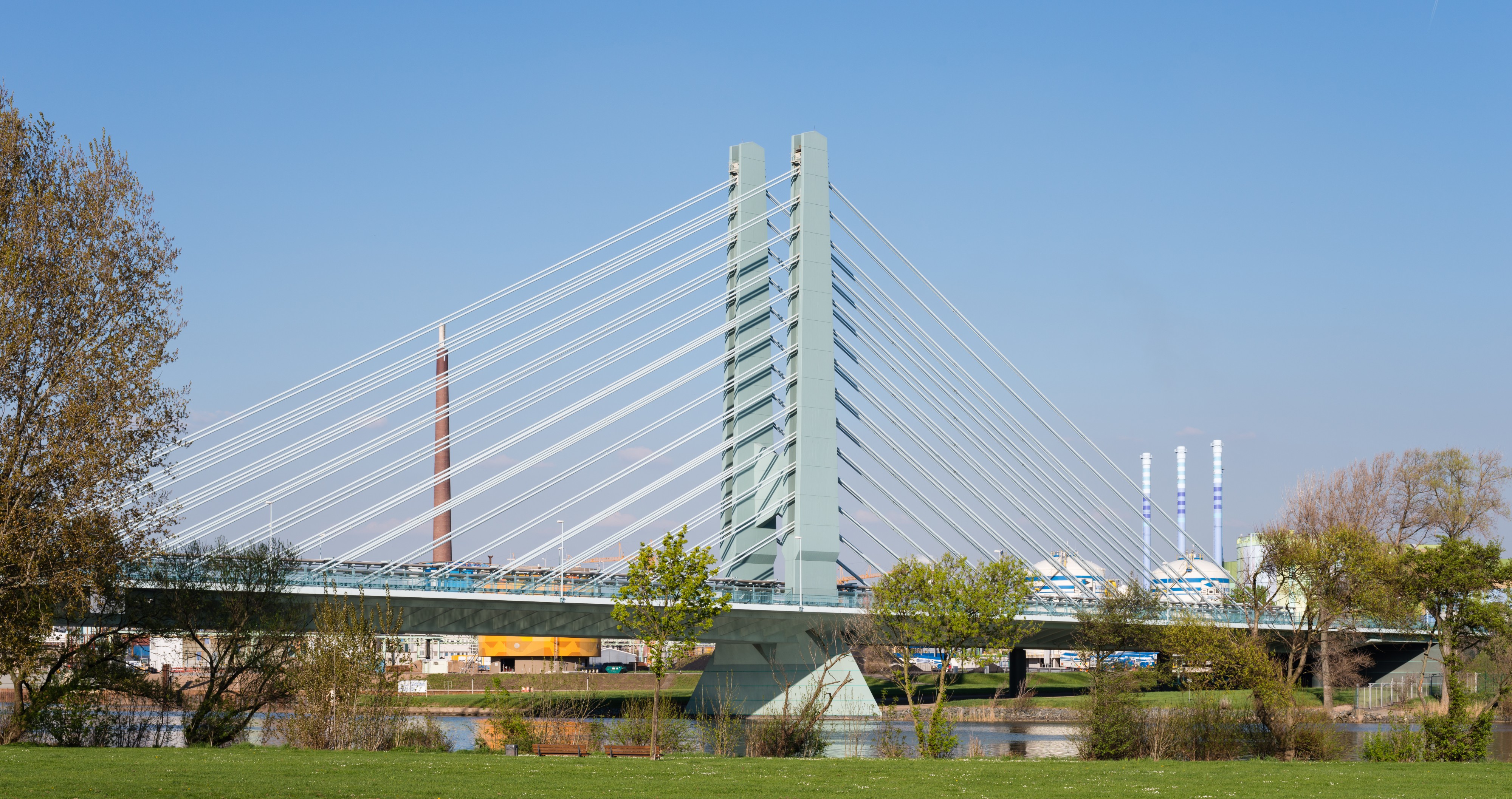 West Bridge of Industry Park Höchst - Frankfurt Main - Germany - 01