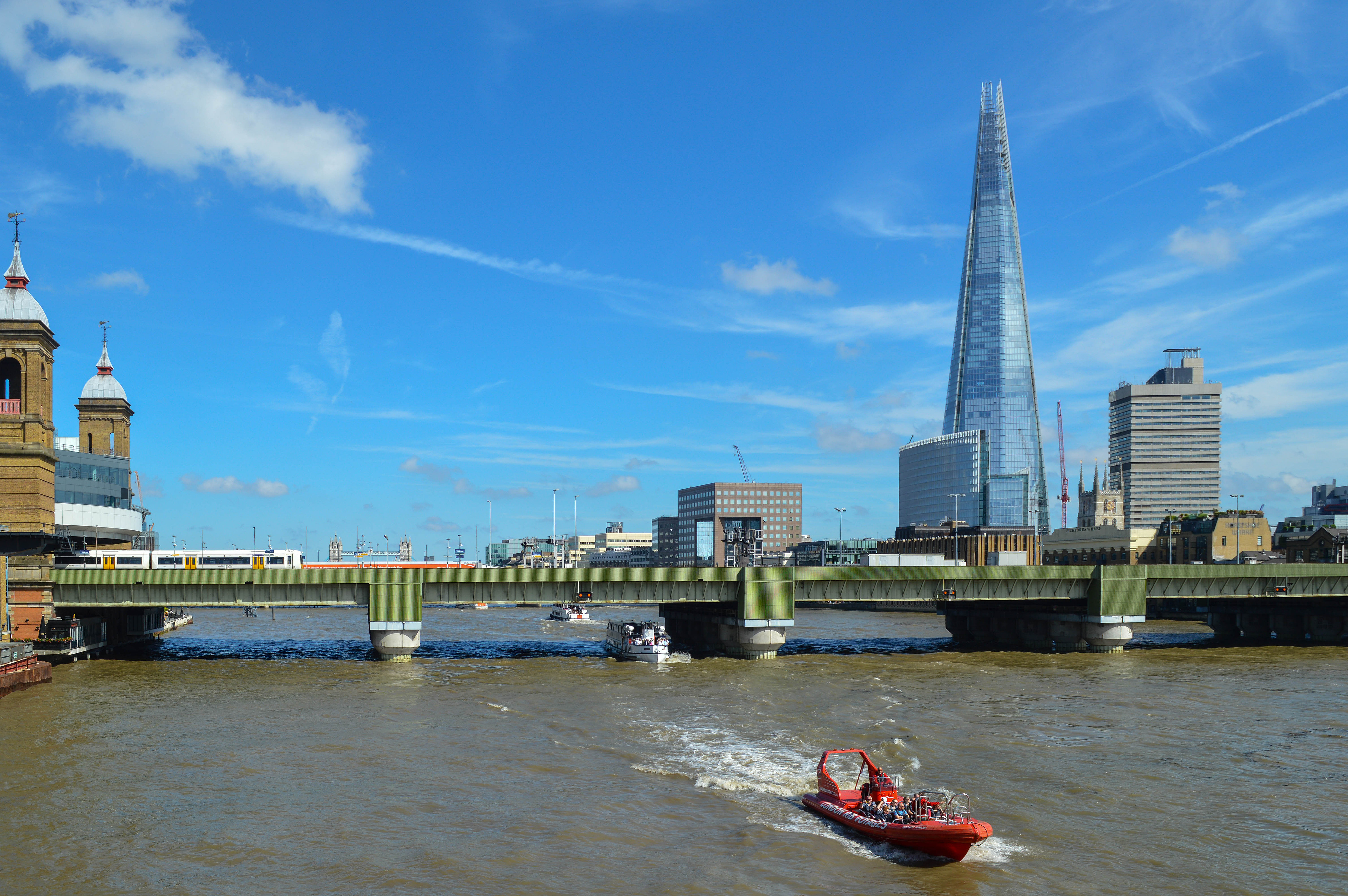 View from Southwark Bridge, east side, 2017-05-27