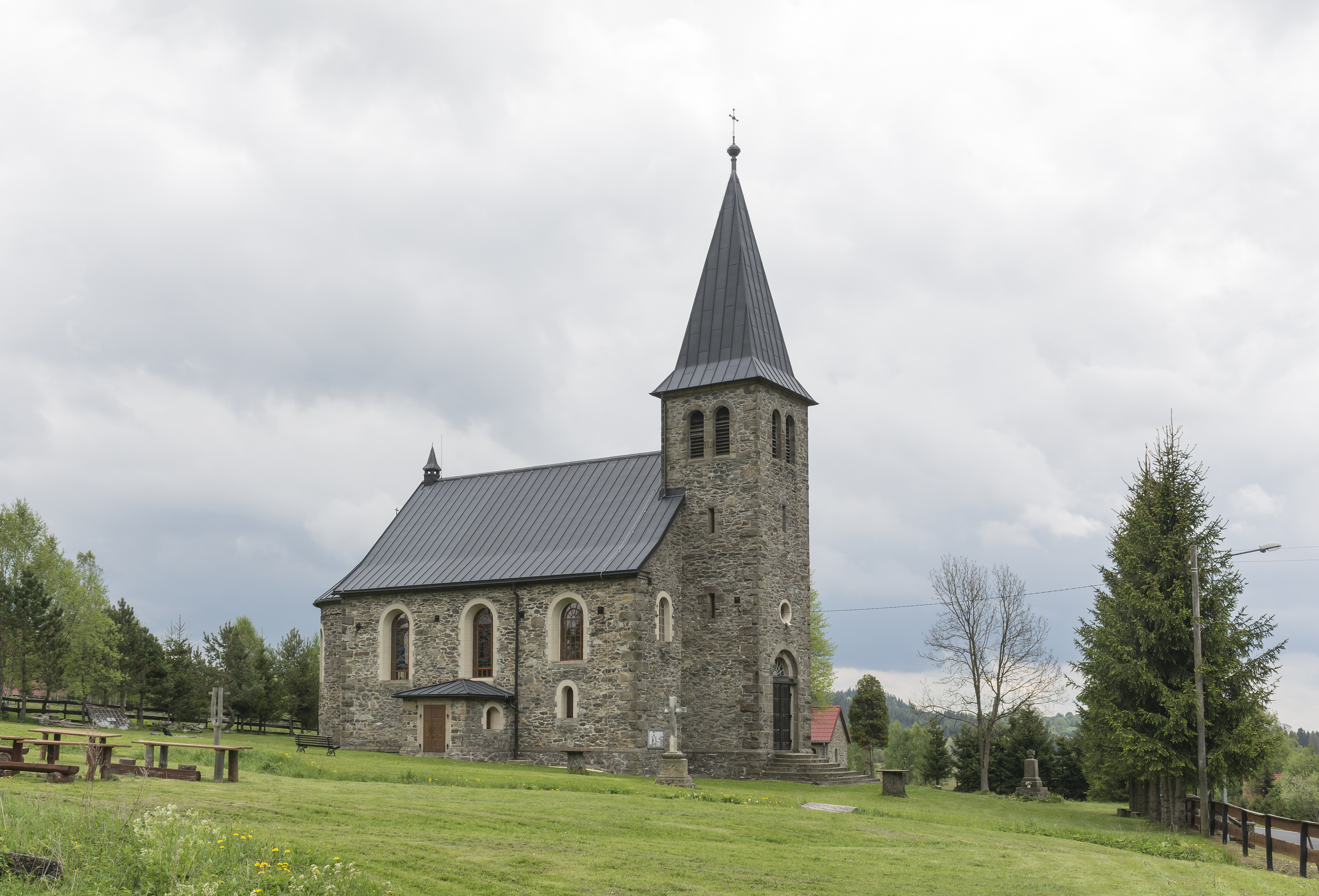 2015 Kościół św. Antoniego w Lasówce 5