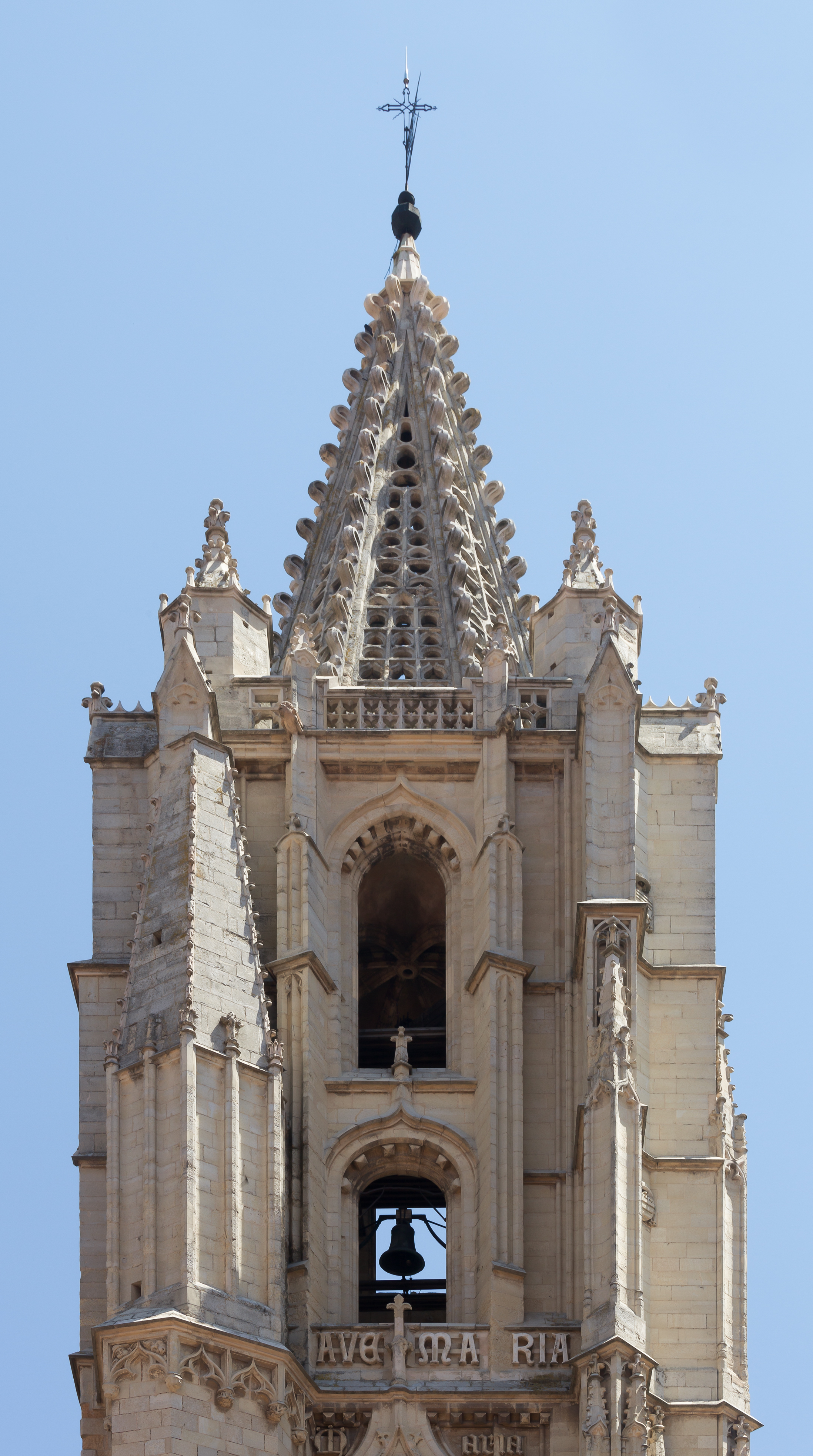 Campanario da Catedral de León. España-19