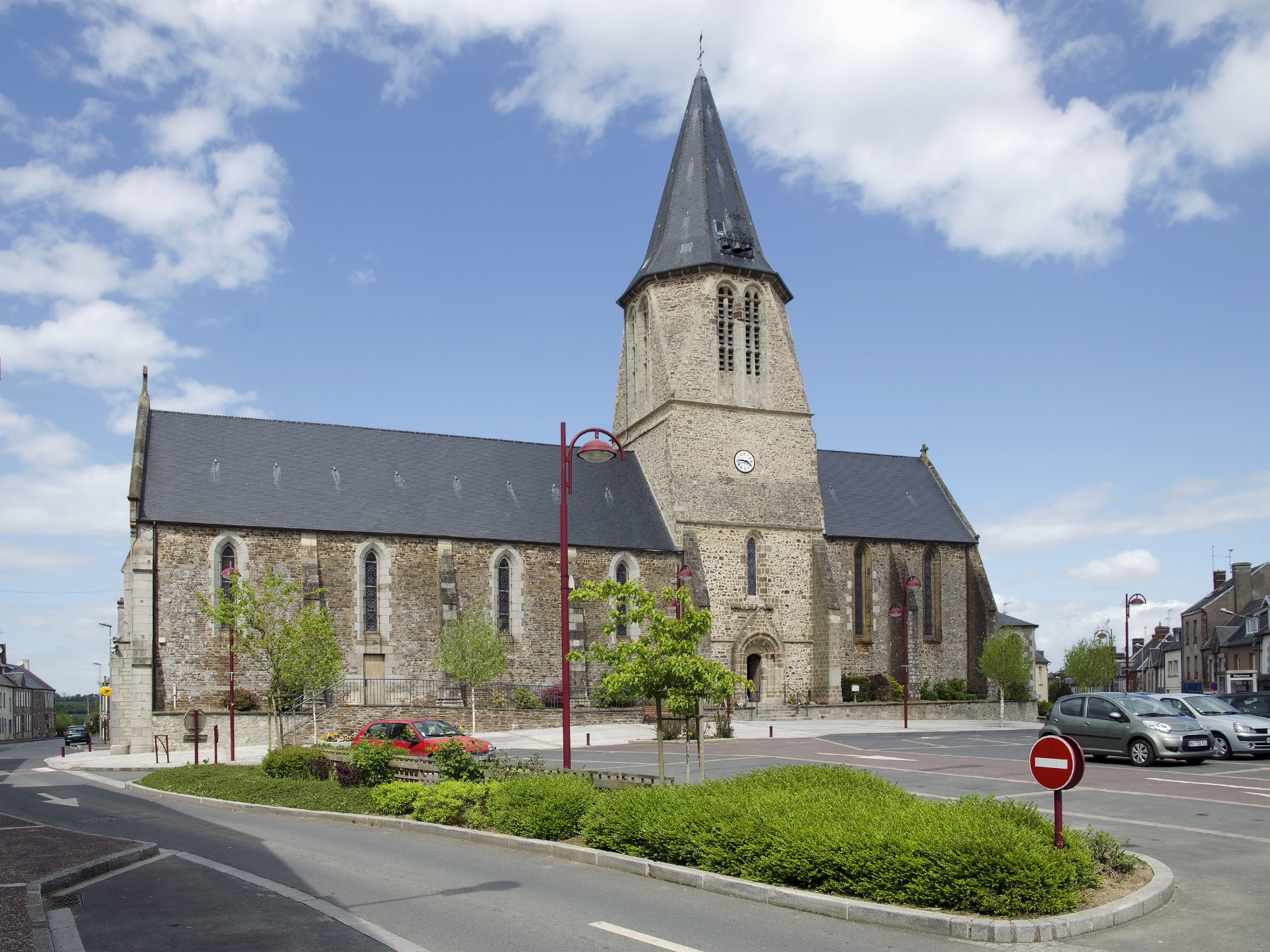 Cerences - Eglise ND 01