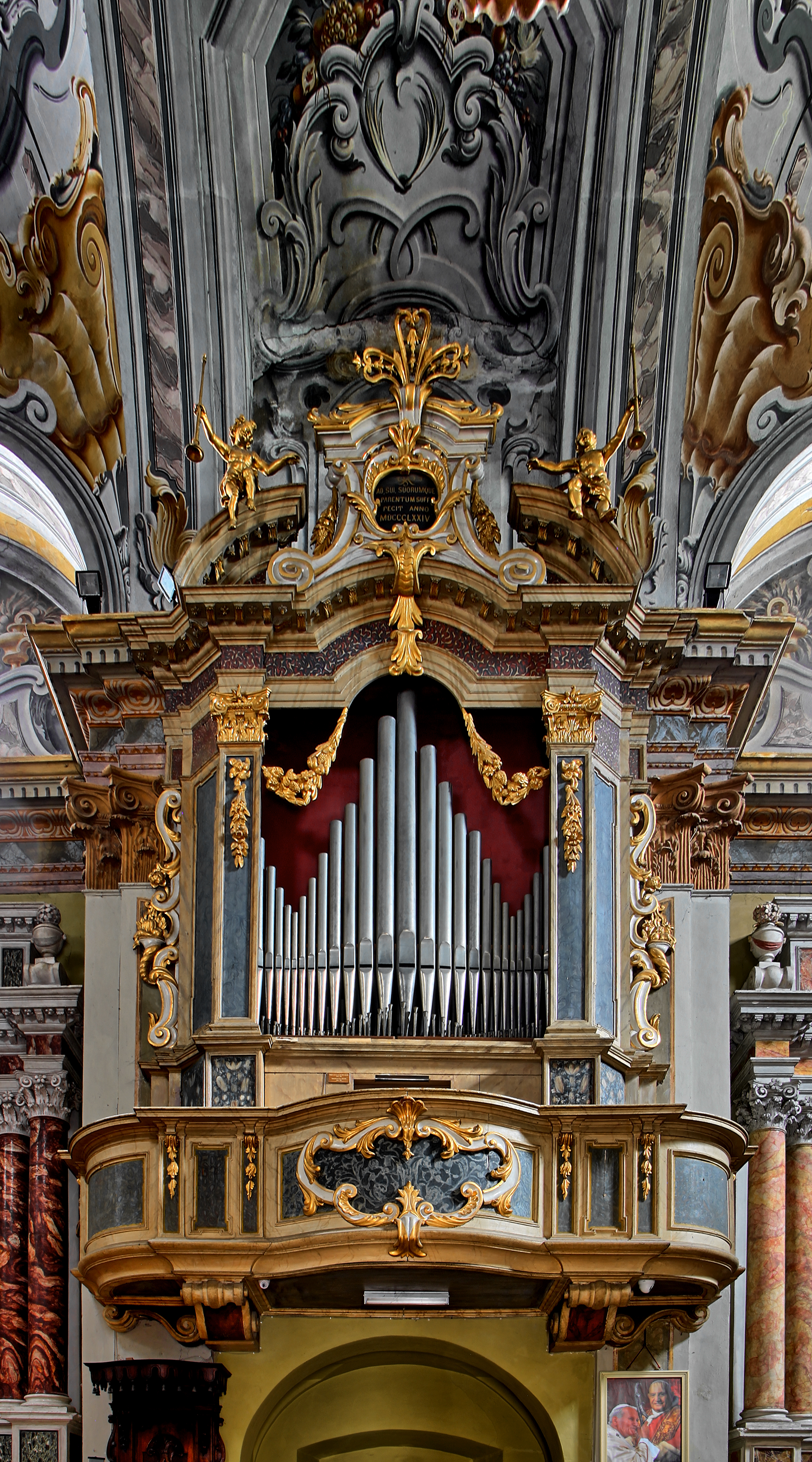 Chiesa di San Bartholomeo - Vesio - Organ
