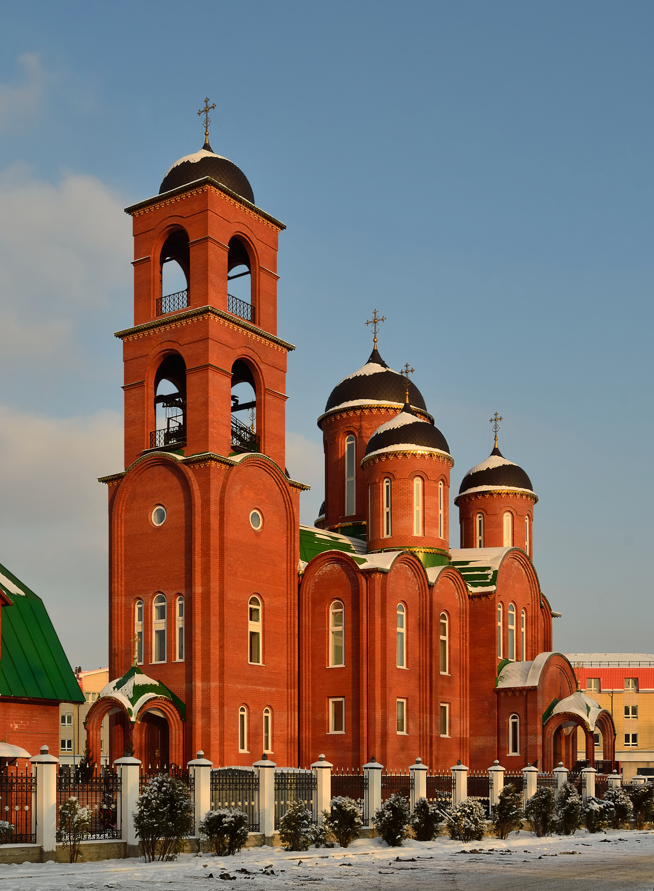 Church of Holy Trinity in Korolyov (large building) 1