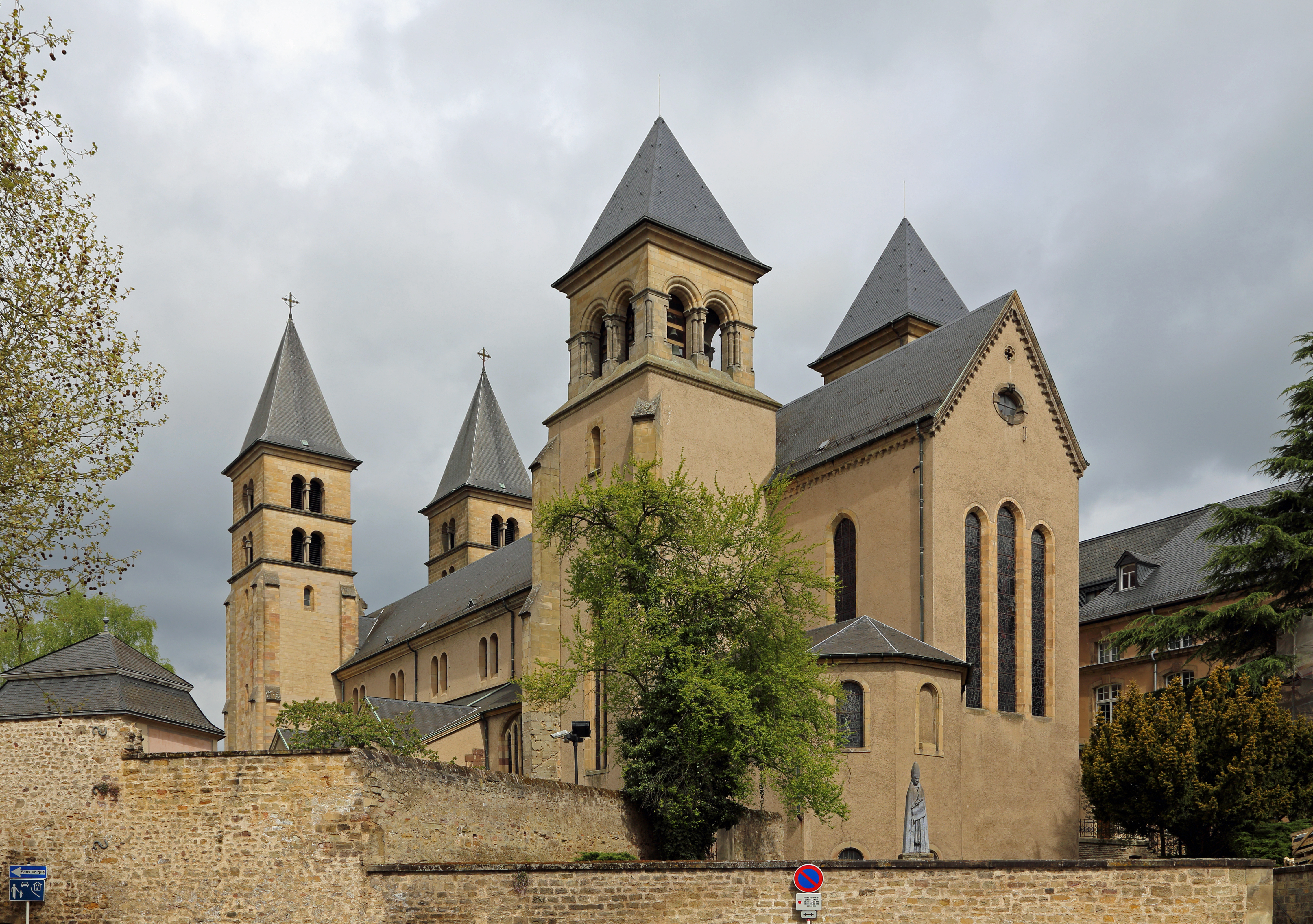 Echternach St Willibrord Basilika R01