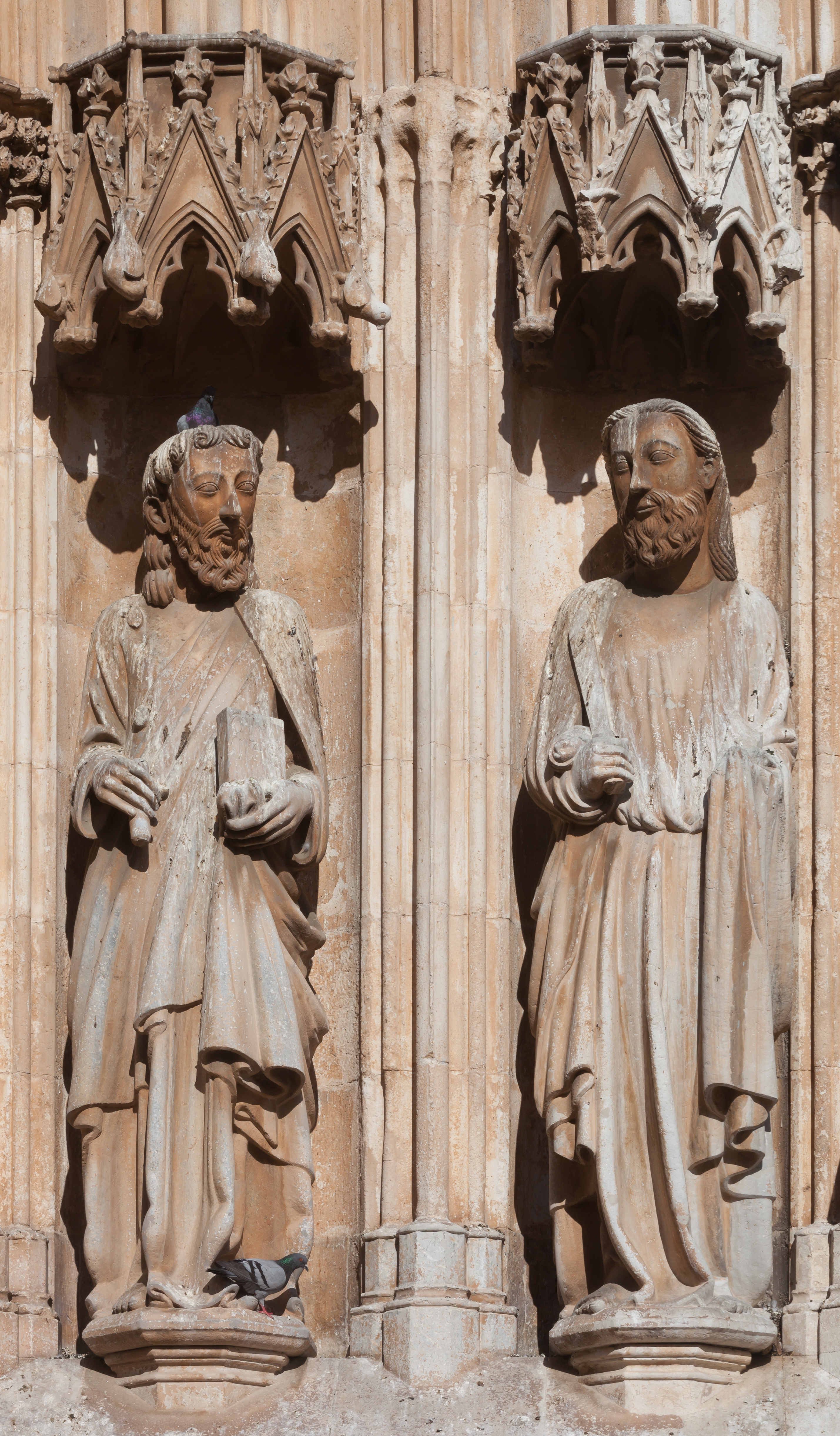 Esculturas na Catedral de Tarragona-53