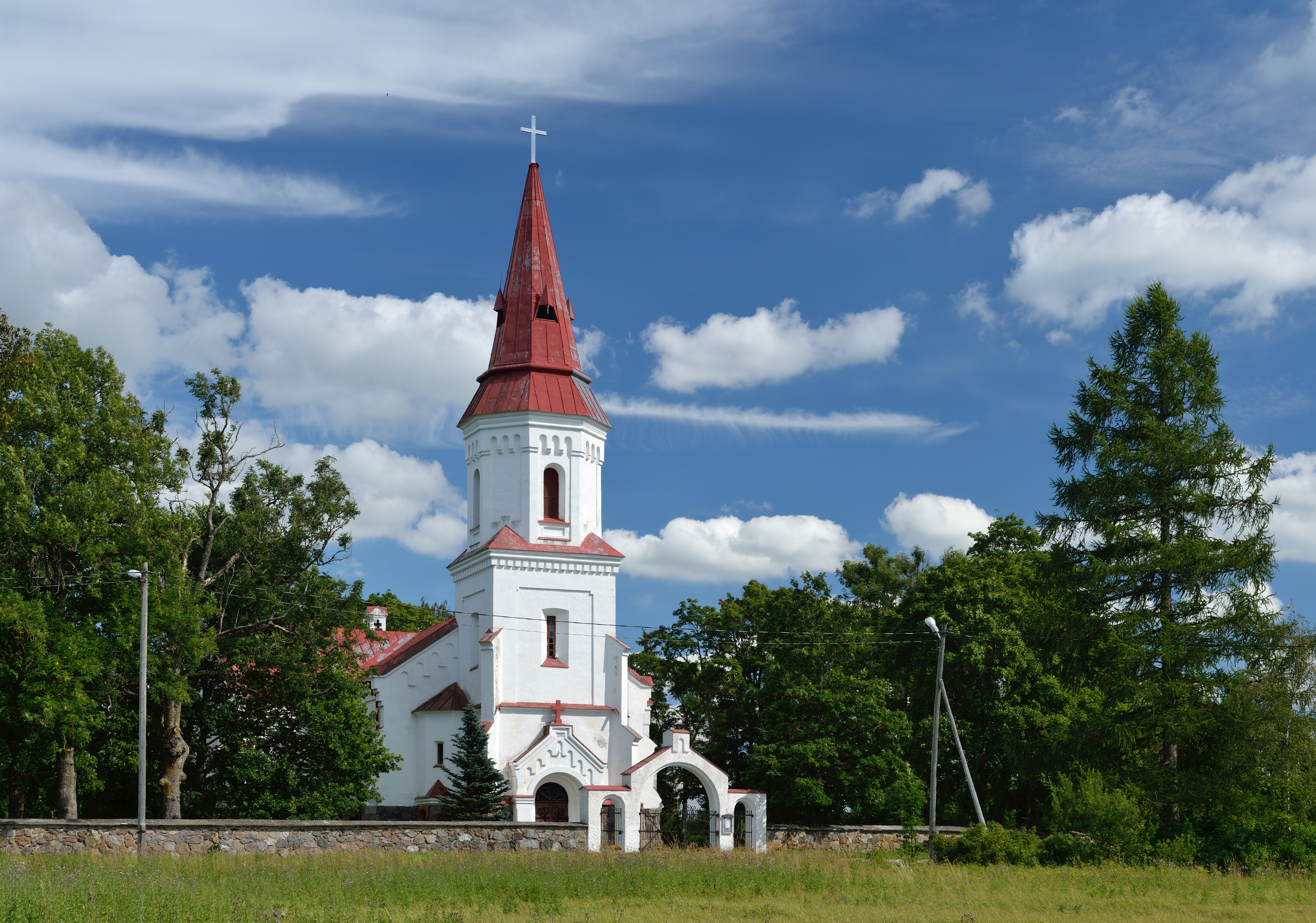 Hageri kirik 2012