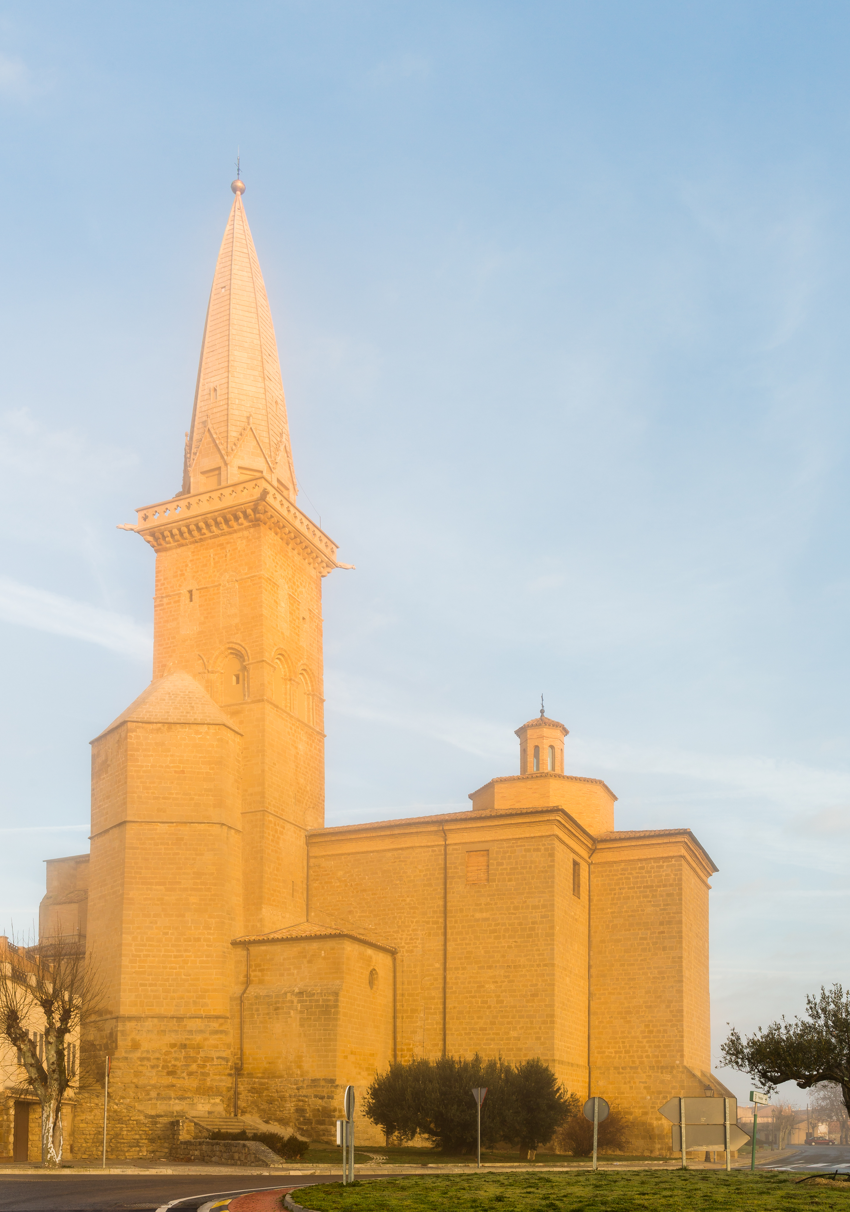 Iglesia de San Pedro, Olite, Navarra, España, 2015-01-06, DD 01
