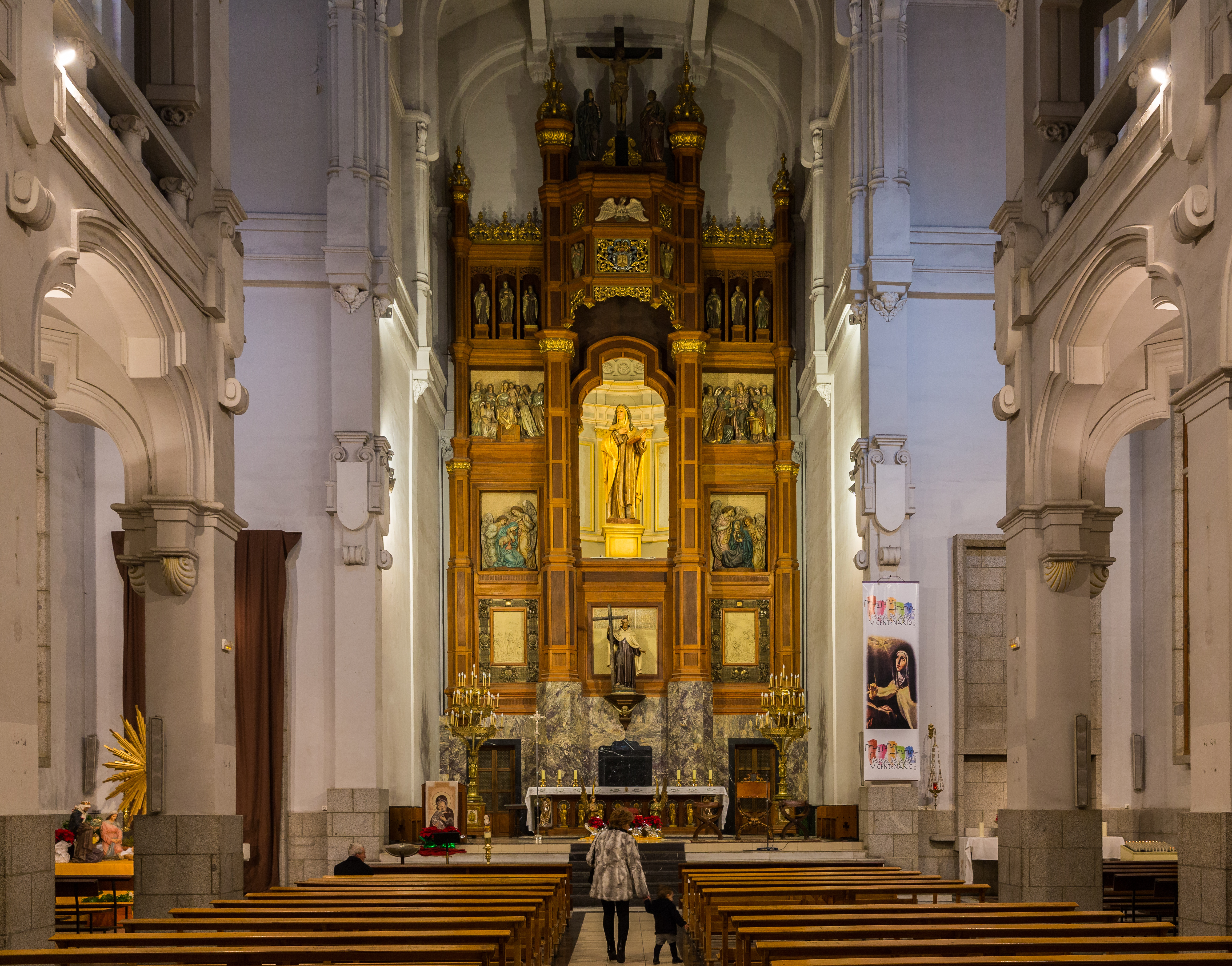 Iglesia de Santa Teresa y San José, Madrid, España, 2014-12-27, DD 04