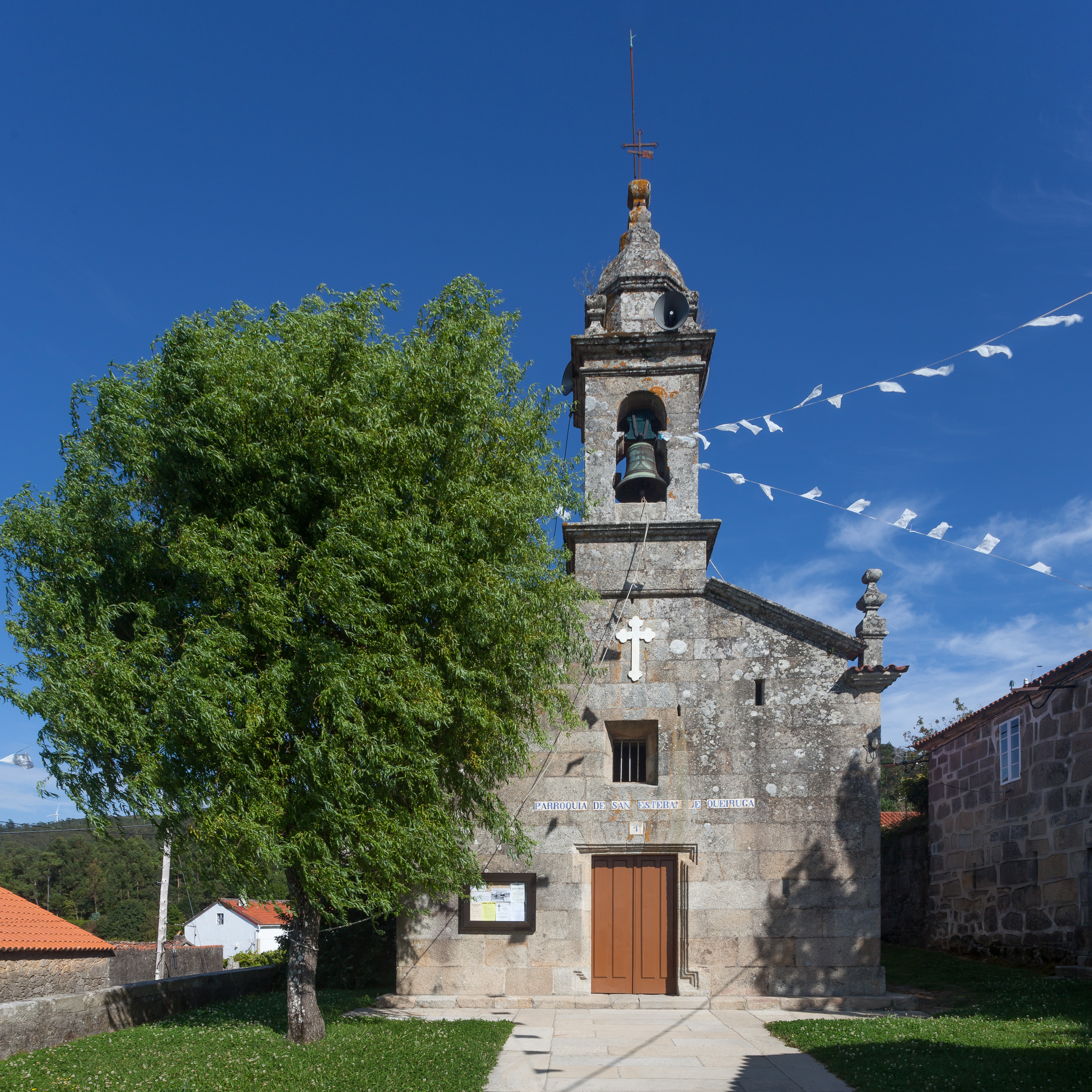 Igrexa de Santo Estevo de Queiruga. Galiza