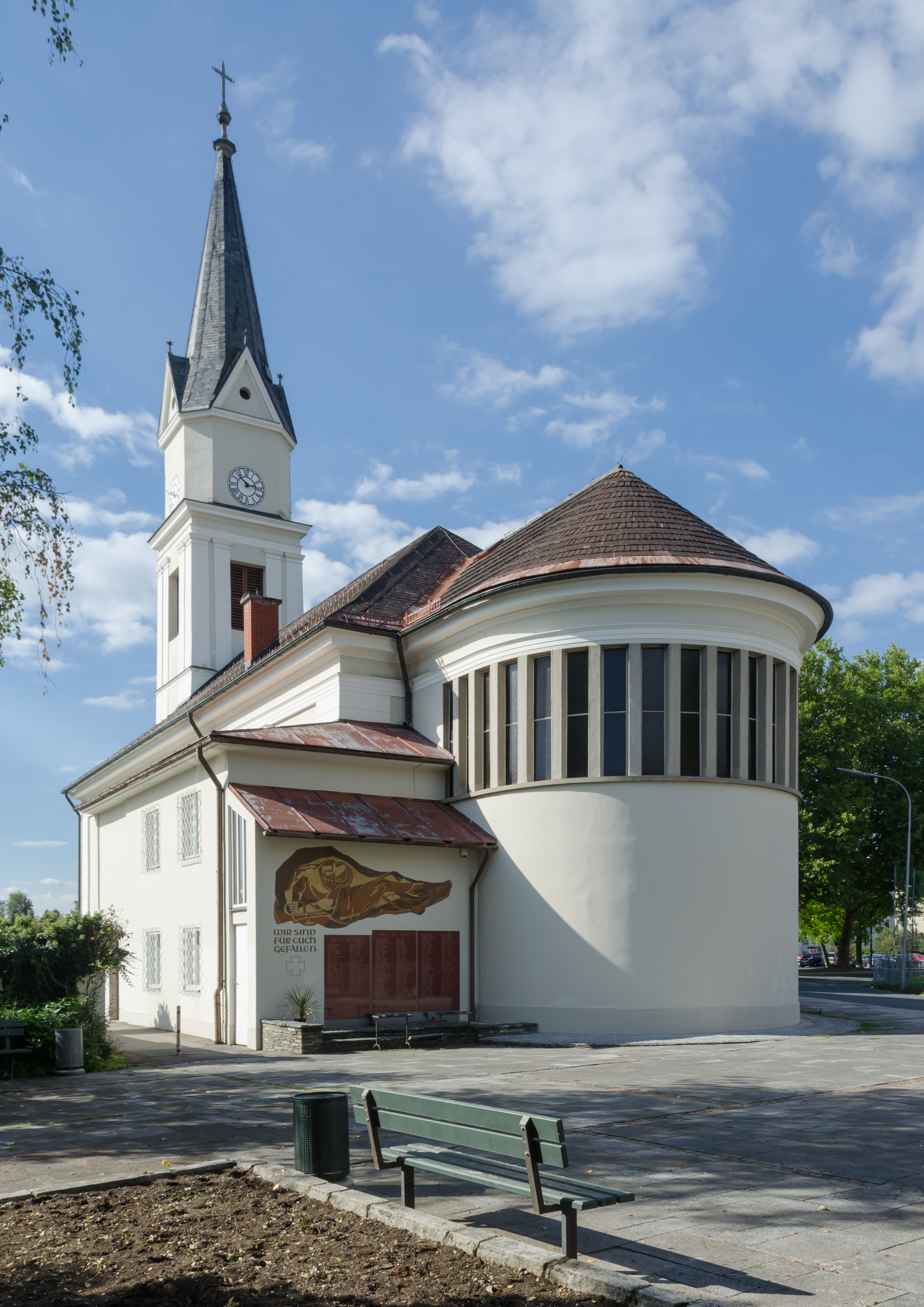 Klagenfurt Kirchengasse 12 Stadtpfarrkirche St Ruprecht SO-Ansicht 29092015 5140
