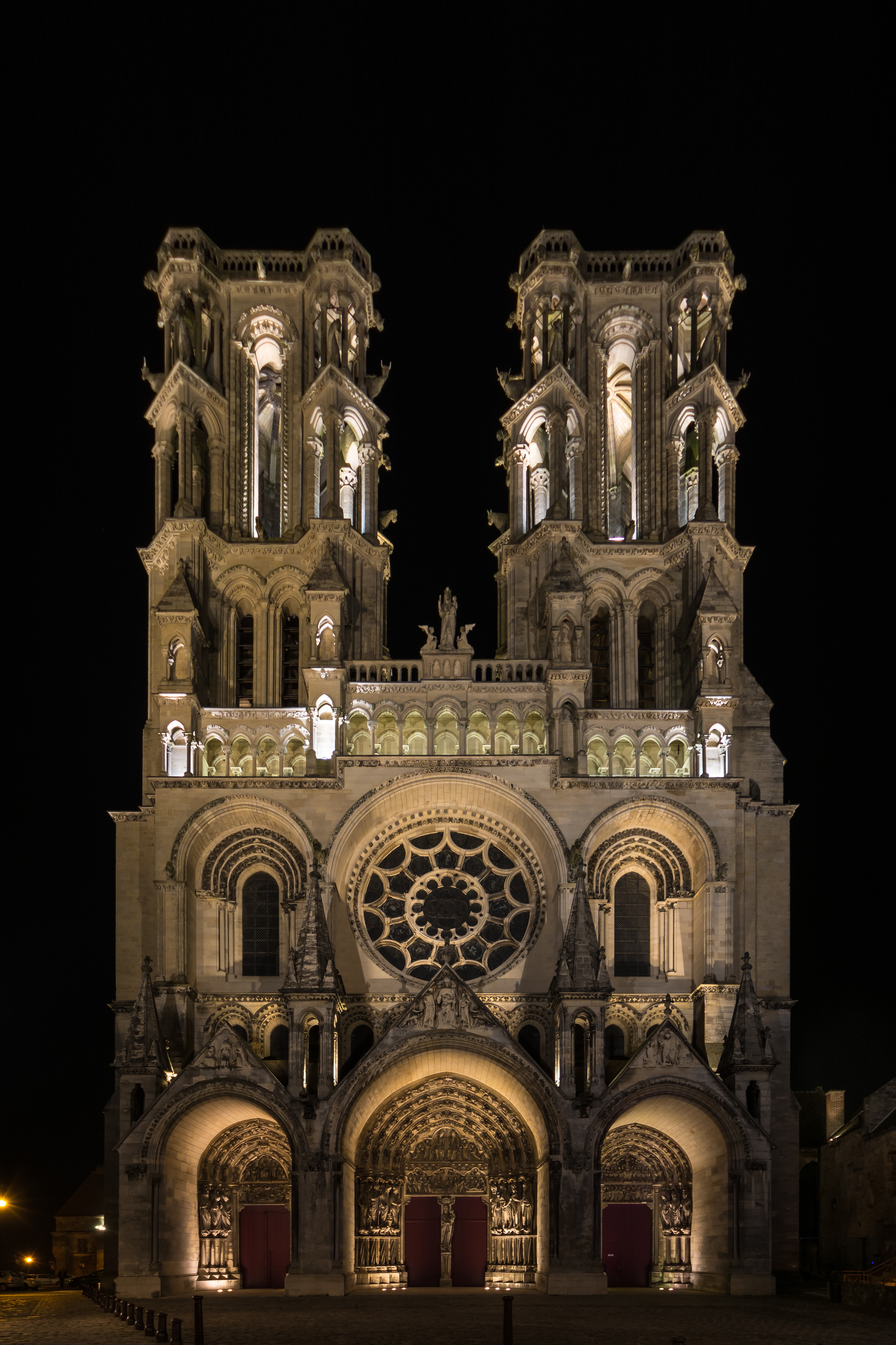 Laon Cathedral West Facade Night 01