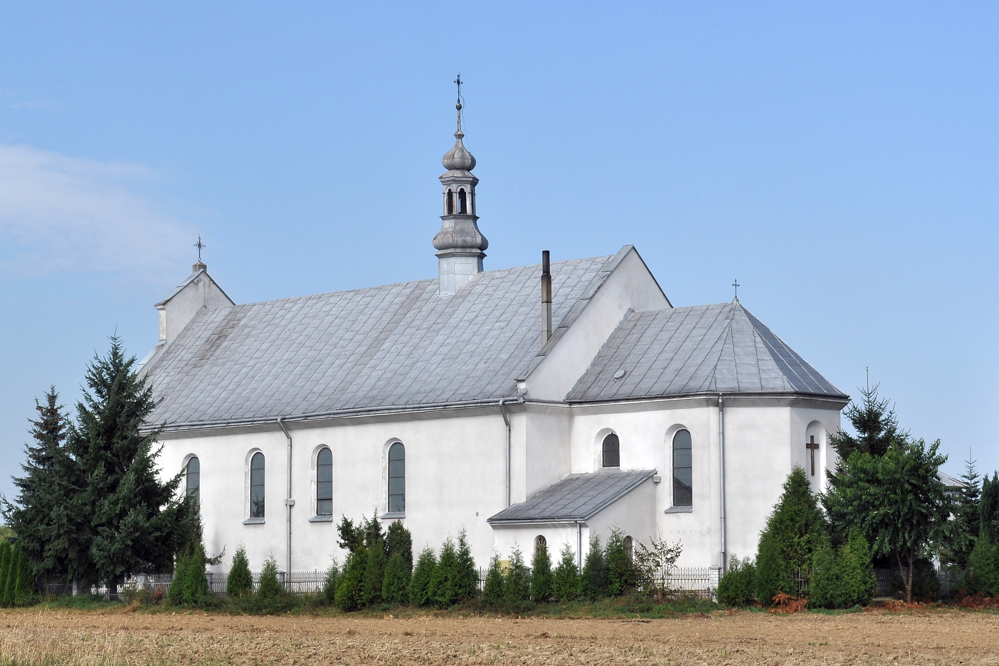 PL - Tuszów Narodowy - kościół Matki Bożej Wspomożenia Wiernych - Kroton 001a