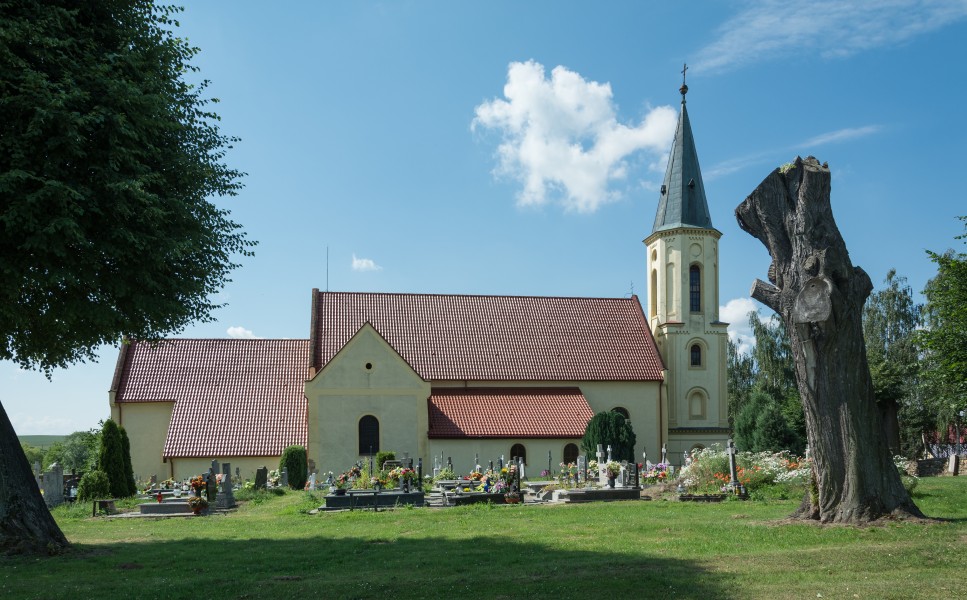 2016 Kościół św. Jana Ewangelisty w Niedźwiedniku 10