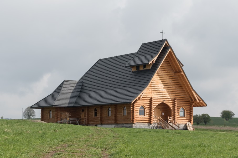 2017 Kościół św. Jana Pawła II w Kłodzku 4