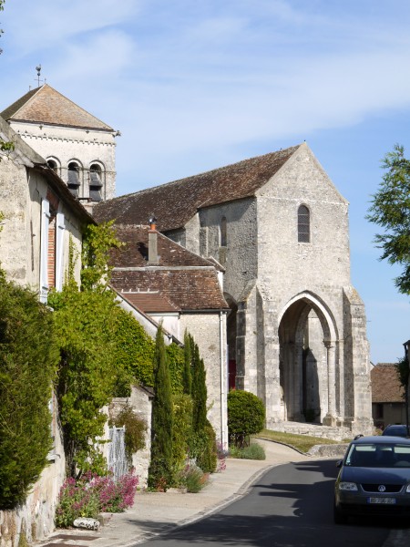 Église de Saint Loup de Naud P1100431