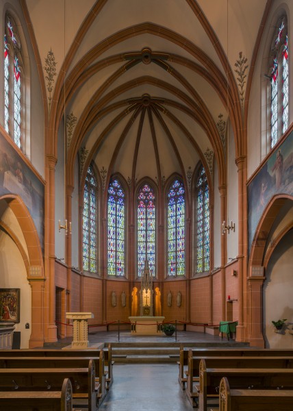 Antoniuskirche, Frankfurt, Choir 20150820 2
