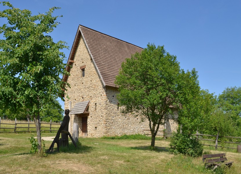 Church in Modrá 02