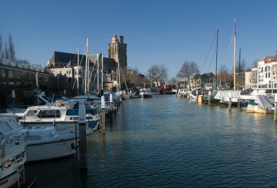 Dordrecht, zicht op de Grote Kerk RM13417 vanaf de Lange IJzeren Brug RM14041 IMG 0132 2018-02-25 10.14