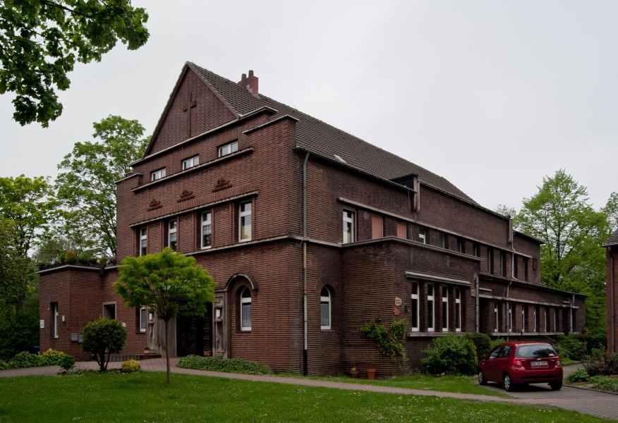 Duisburg, Aldenrade, Ev. Gemeindehaus, 2012-05 CN-01