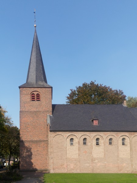 Kellen, die ehemalige katholische Pfarrkirche Sankt Willibrord Dm24 foto4 2017-09-27 14.07