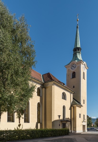 Klagenfurt Voelkermarkter Strasse Rektoratskirche St Elisabeth NW-Ansicht 14082016 3758