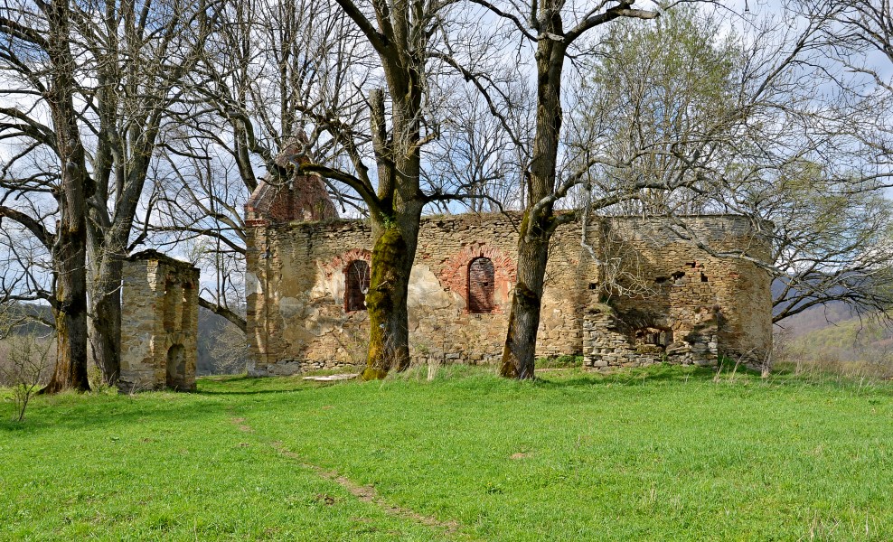 Krywe (Криве) - ruins of the church