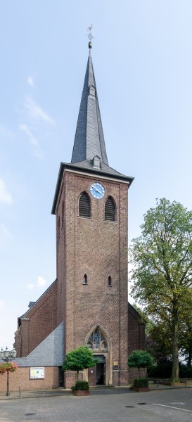 Moers, Repelen, Evangelische Dorfkirche, 2016-08 CN-01