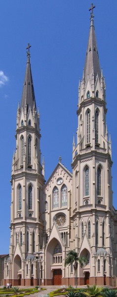 Santa Cruz do Sul catedral vertical 2005-03-21