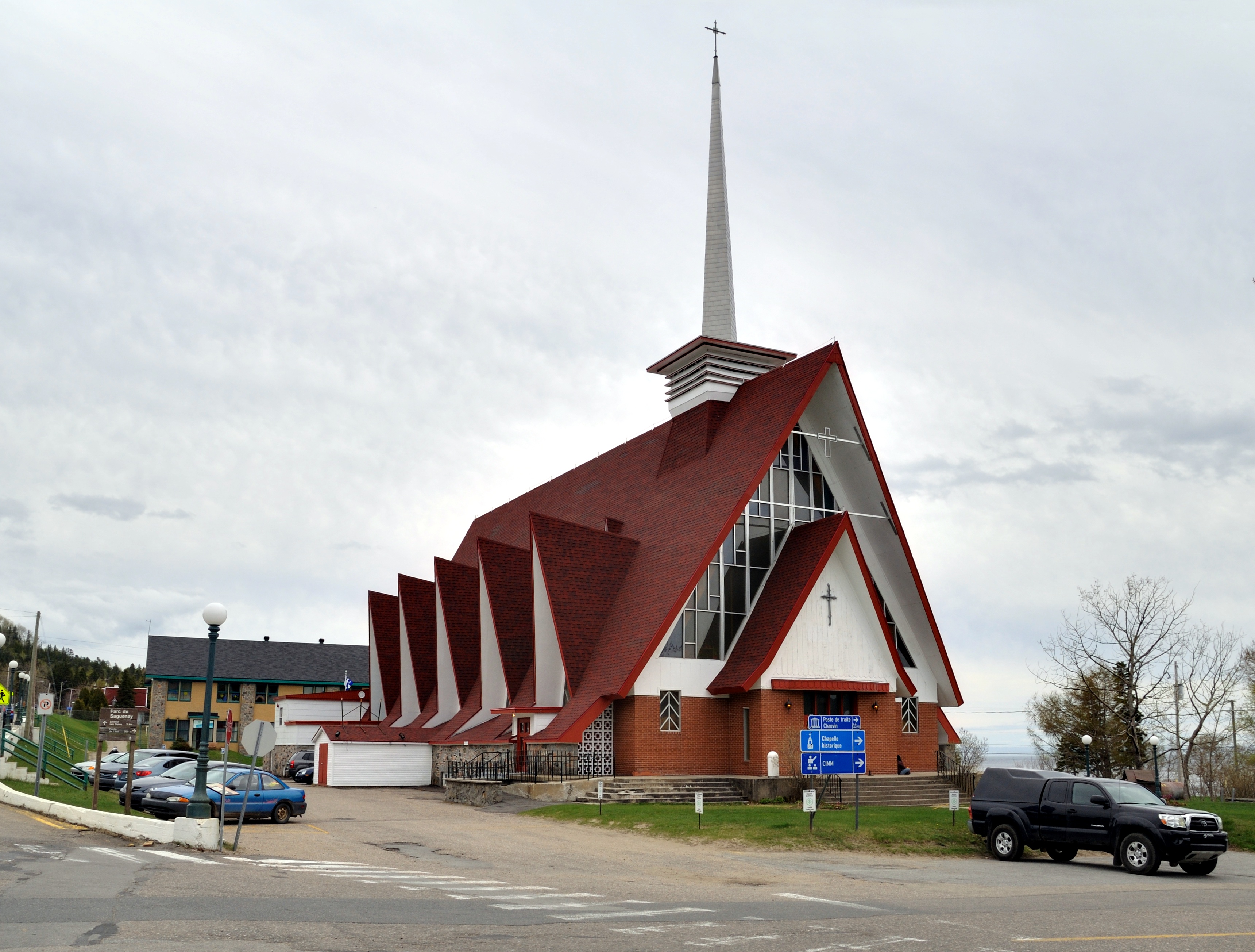 Tadoussac - QC - Église Sainte-Croix 03